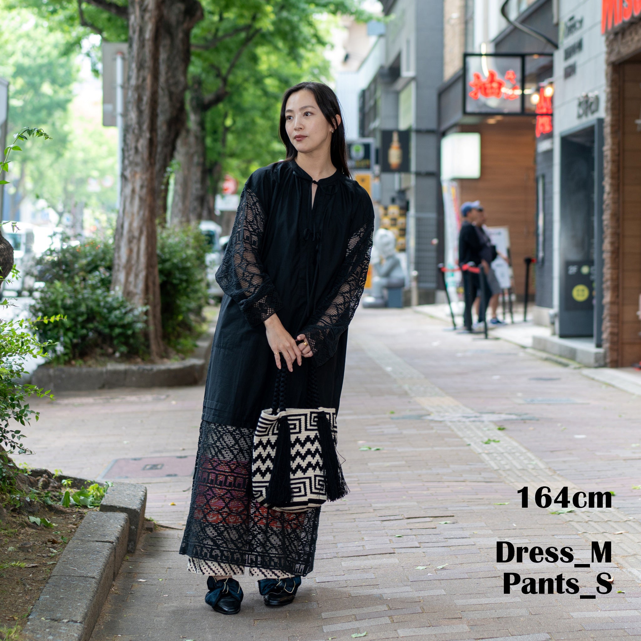 020441SS1B | GEOMETRIC LACE JOINT DRESS | Color:Black【SARA MALLIKA_サラマリカ】【archive】