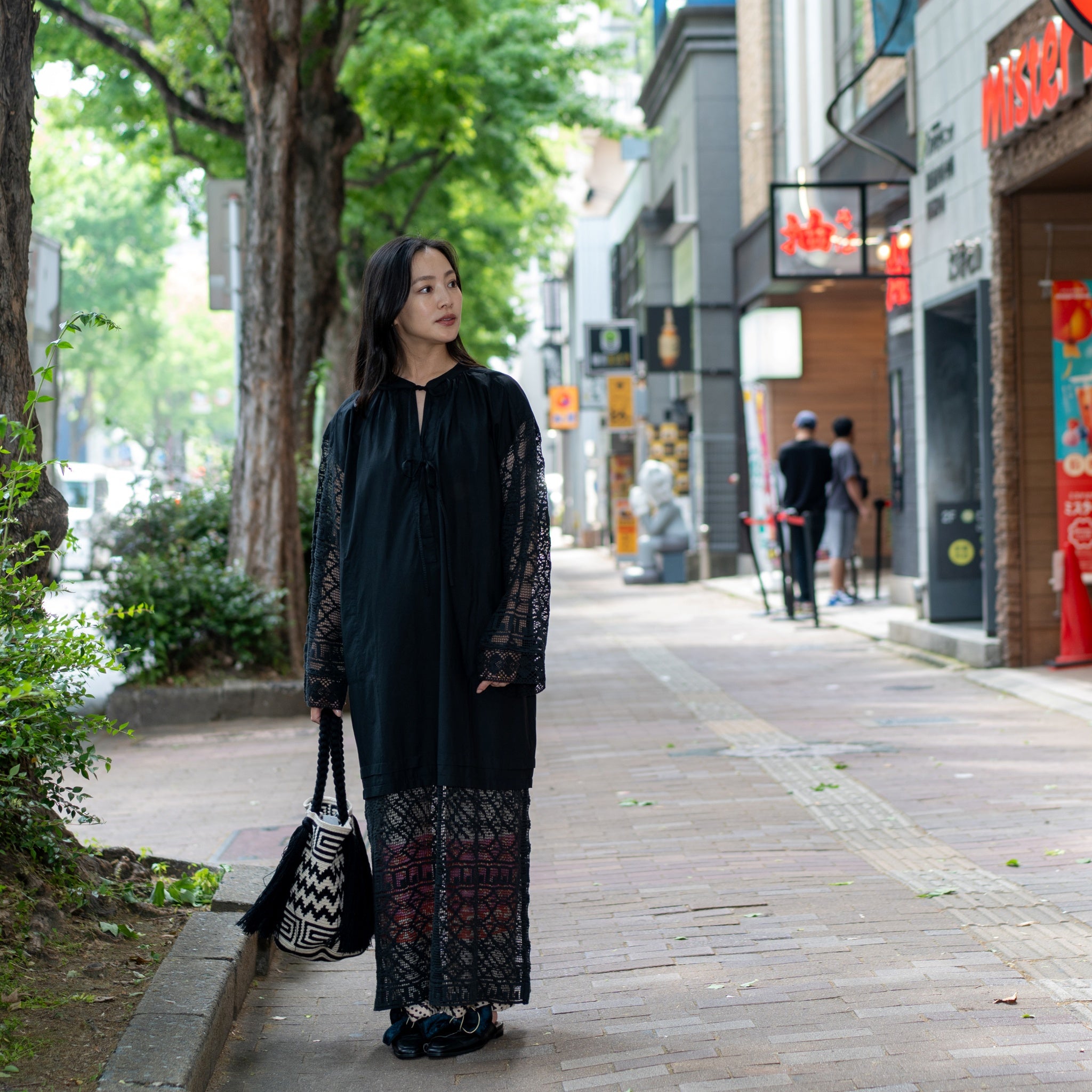 020441SS1B | GEOMETRIC LACE JOINT DRESS | Color:Black【SARA MALLIKA_サラマリカ】【archive】