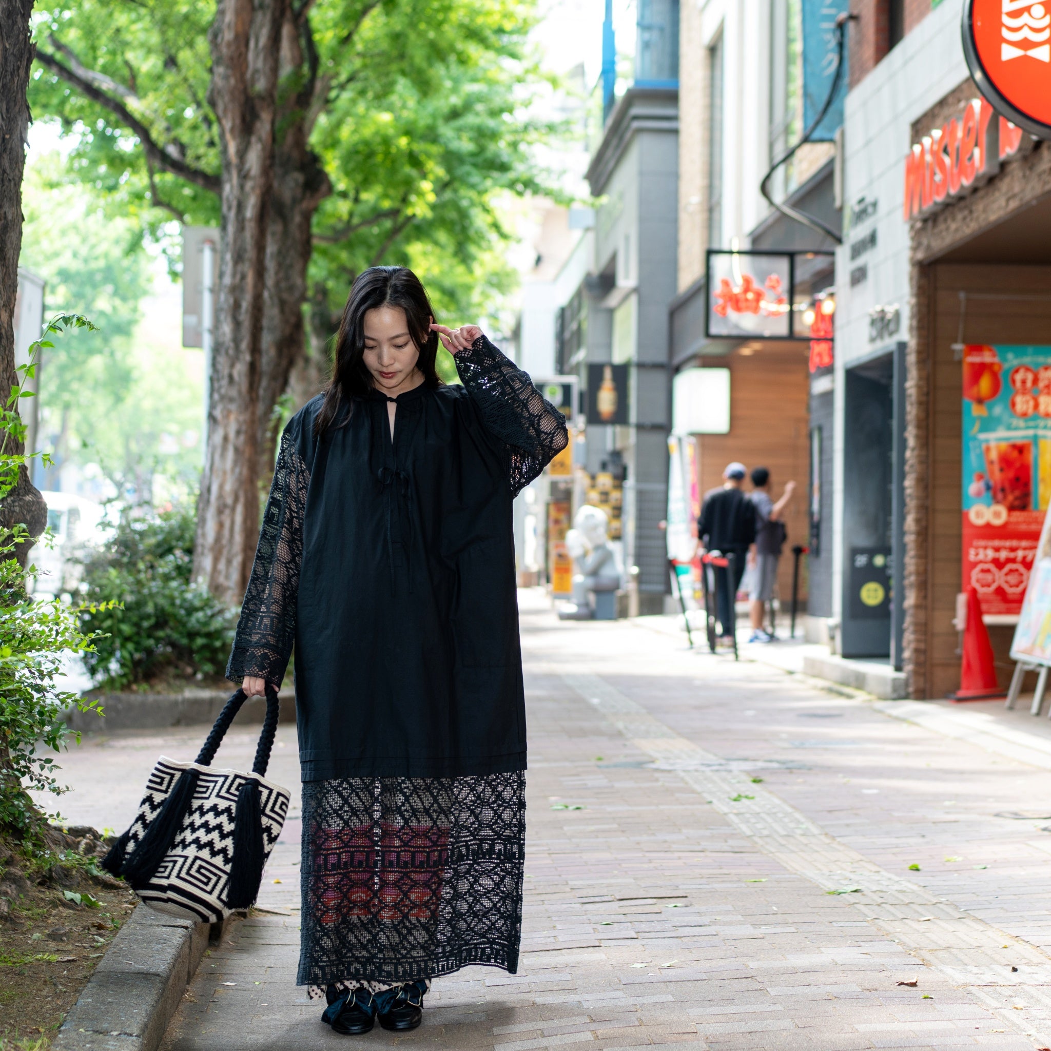 020441SS1B | GEOMETRIC LACE JOINT DRESS | Color:Black【SARA MALLIKA_サラマリカ】【archive】
