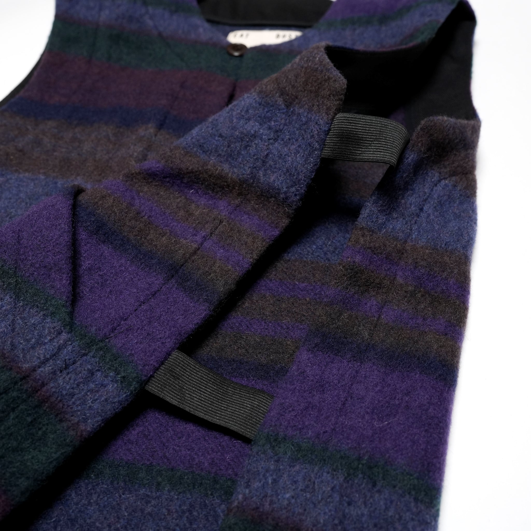 J-M-B-016-BKW-751-W24-U_DARK BROWN/MULTI | U ARMOR VEST BLANKET WOOL | Color:Dark Brown/Multi【EAT DUST】