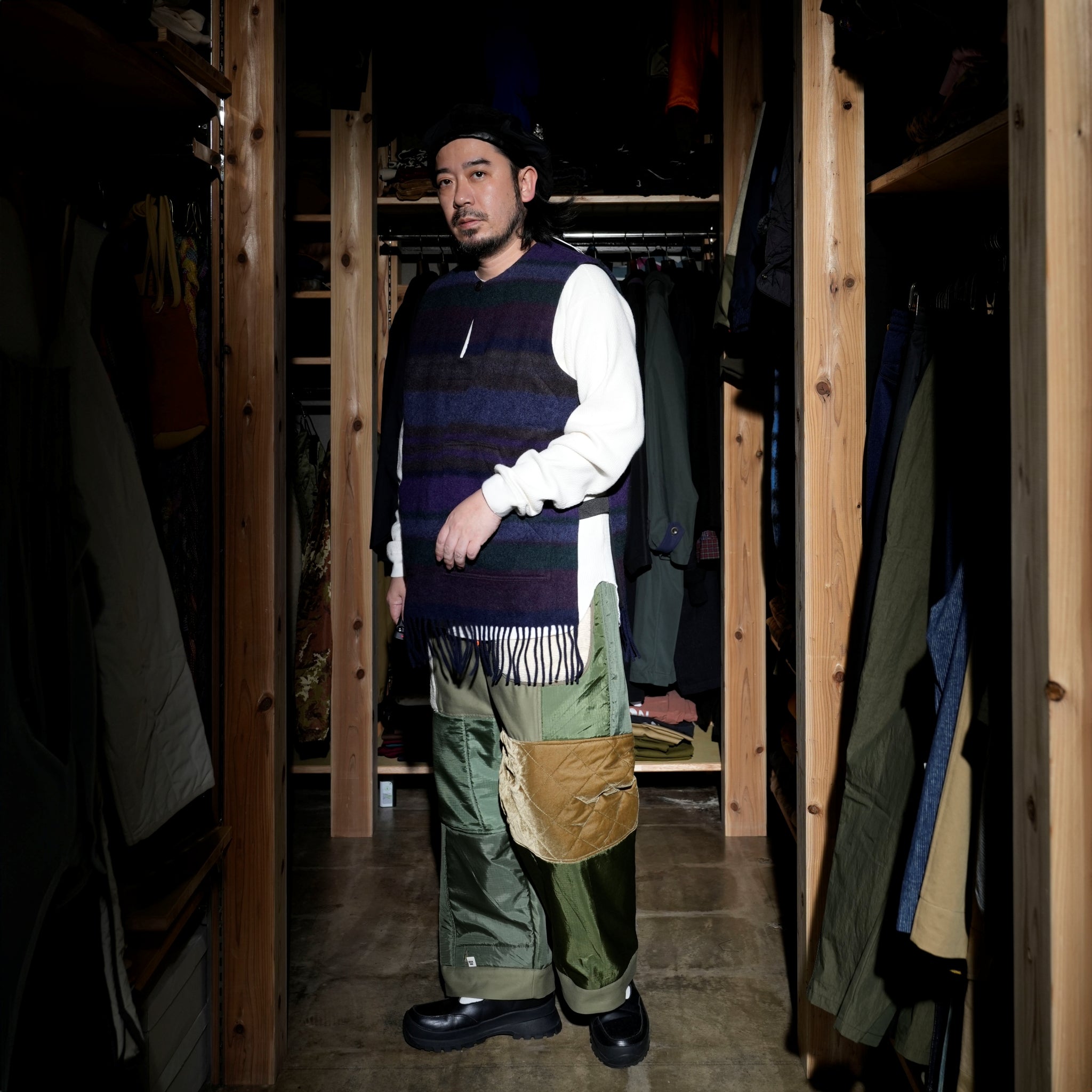 J-M-B-016-BKW-751-W24-U_DARK BROWN/MULTI | U ARMOR VEST BLANKET WOOL | Color:Dark Brown/Multi【EAT DUST】