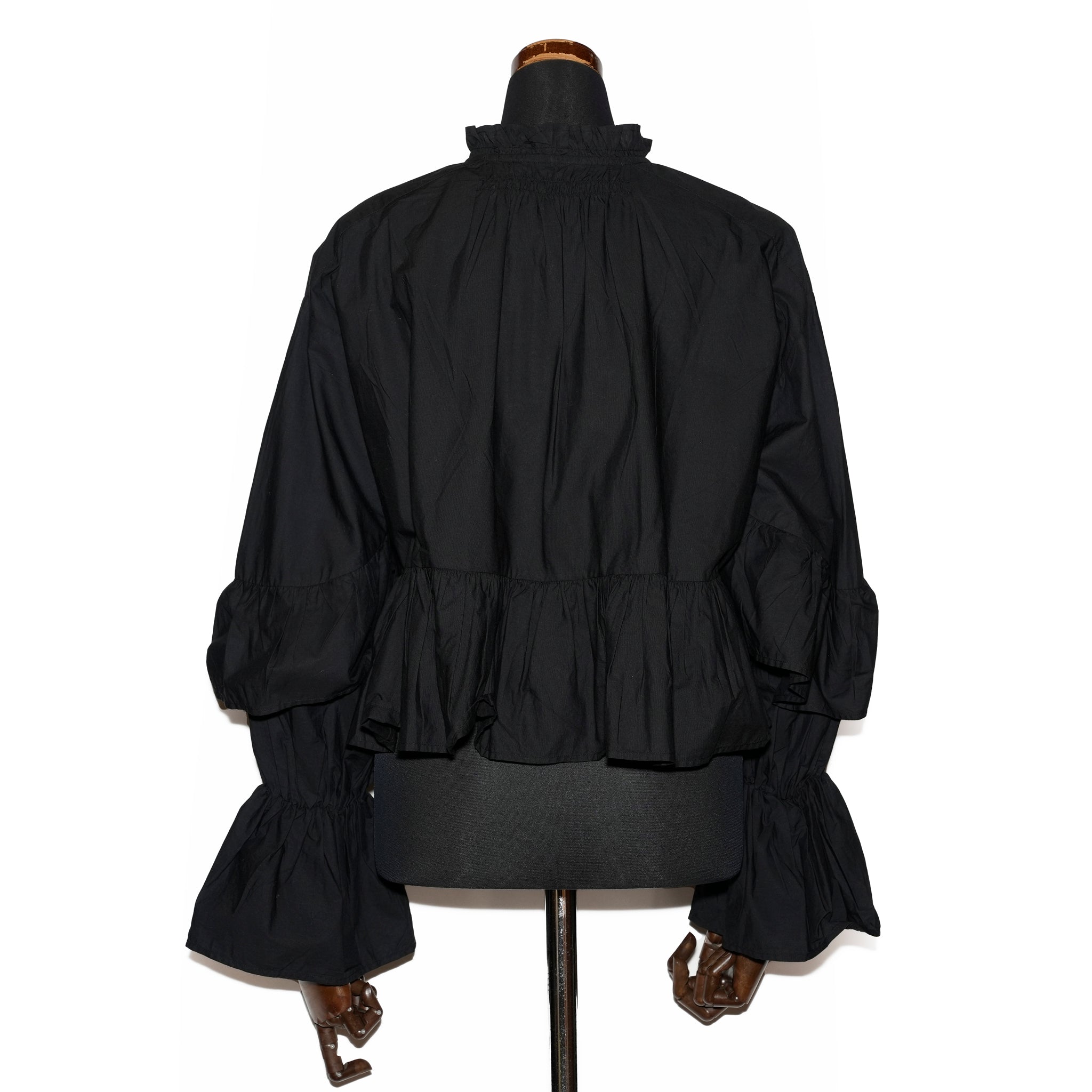 COTTON VOLUME FRILL SHORT BLOUSE – Black | SARAMALLIKA