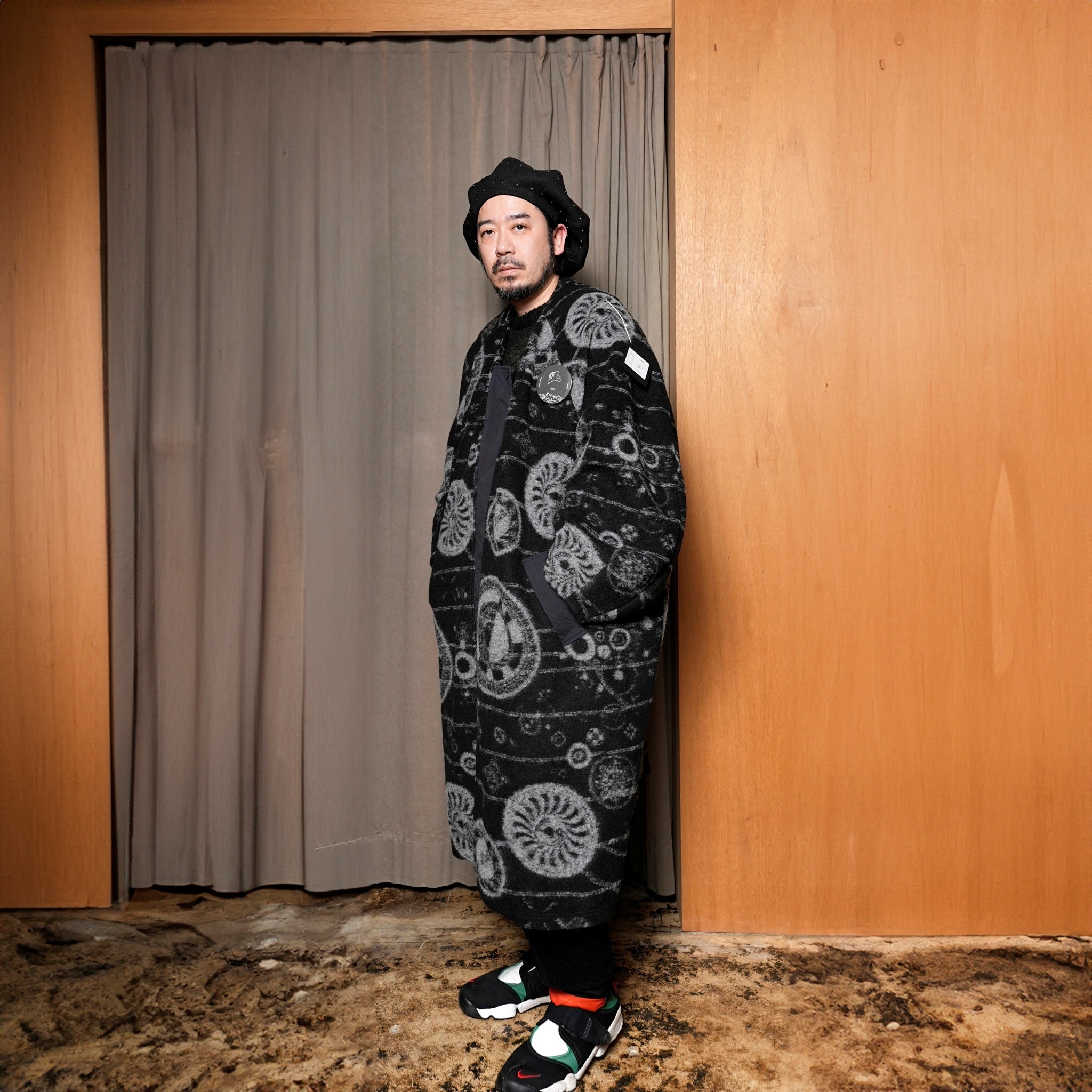 SF24AW-15_CIRCLE | Roots JQ light Coat | Color:Circle【STOF_ストフ】