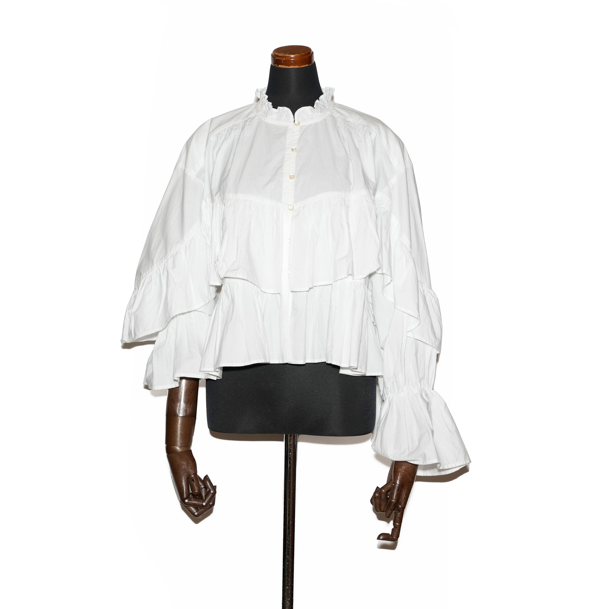 020151SR4_White | COTTON VOLUME FRILL SHORT BLOUSE | Color:White【SARA MALLIKA_サラマリカ】