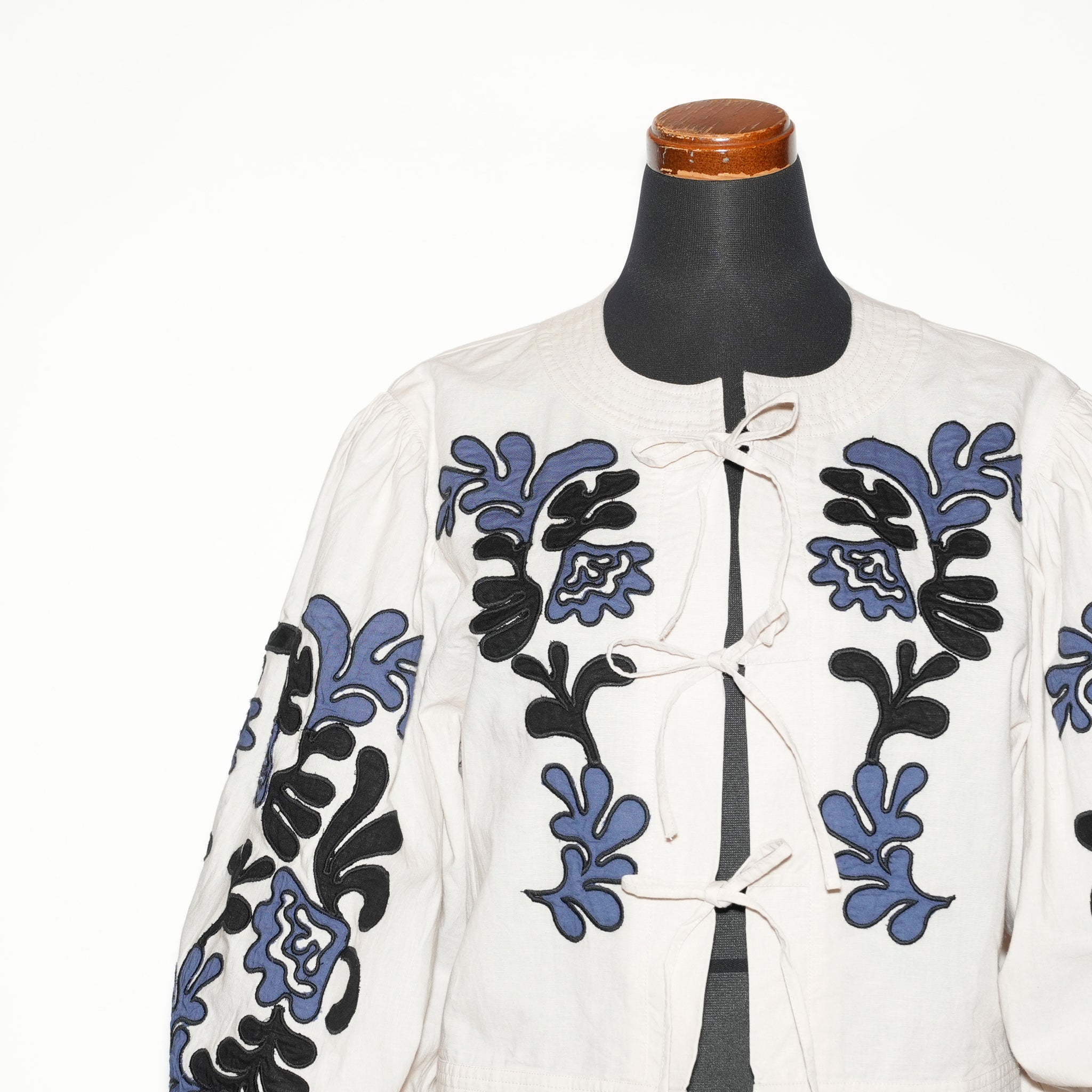 020151SF2_Ecru | COTTON LINEN PATCHWORK EMBROIDERY TOP | Color:Ecru【SARA MALLIKA_サラマリカ】【archive】