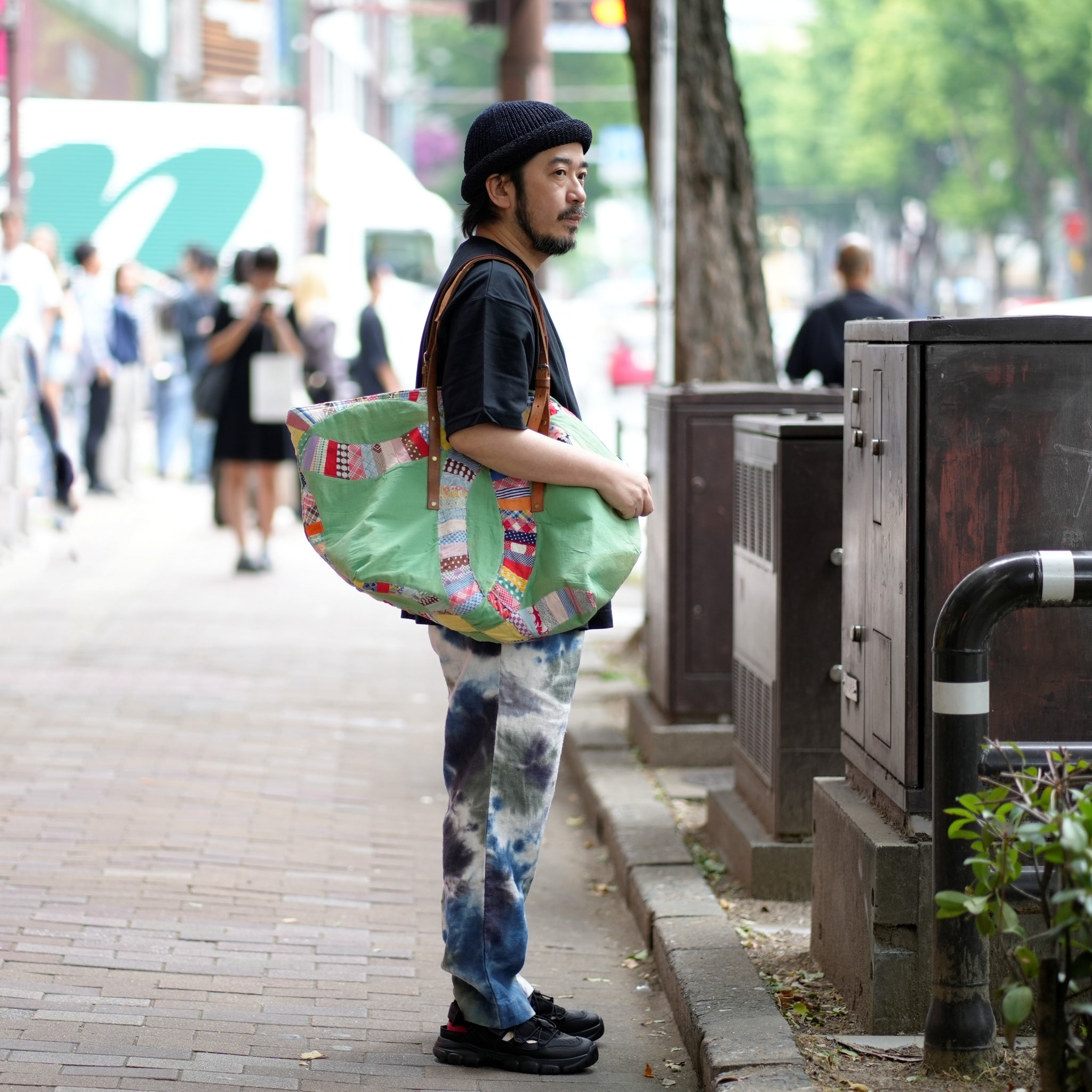 QUILT LARGE FASTENER TOTE – Multi【EARLY MORNING】 | NASNGWAM