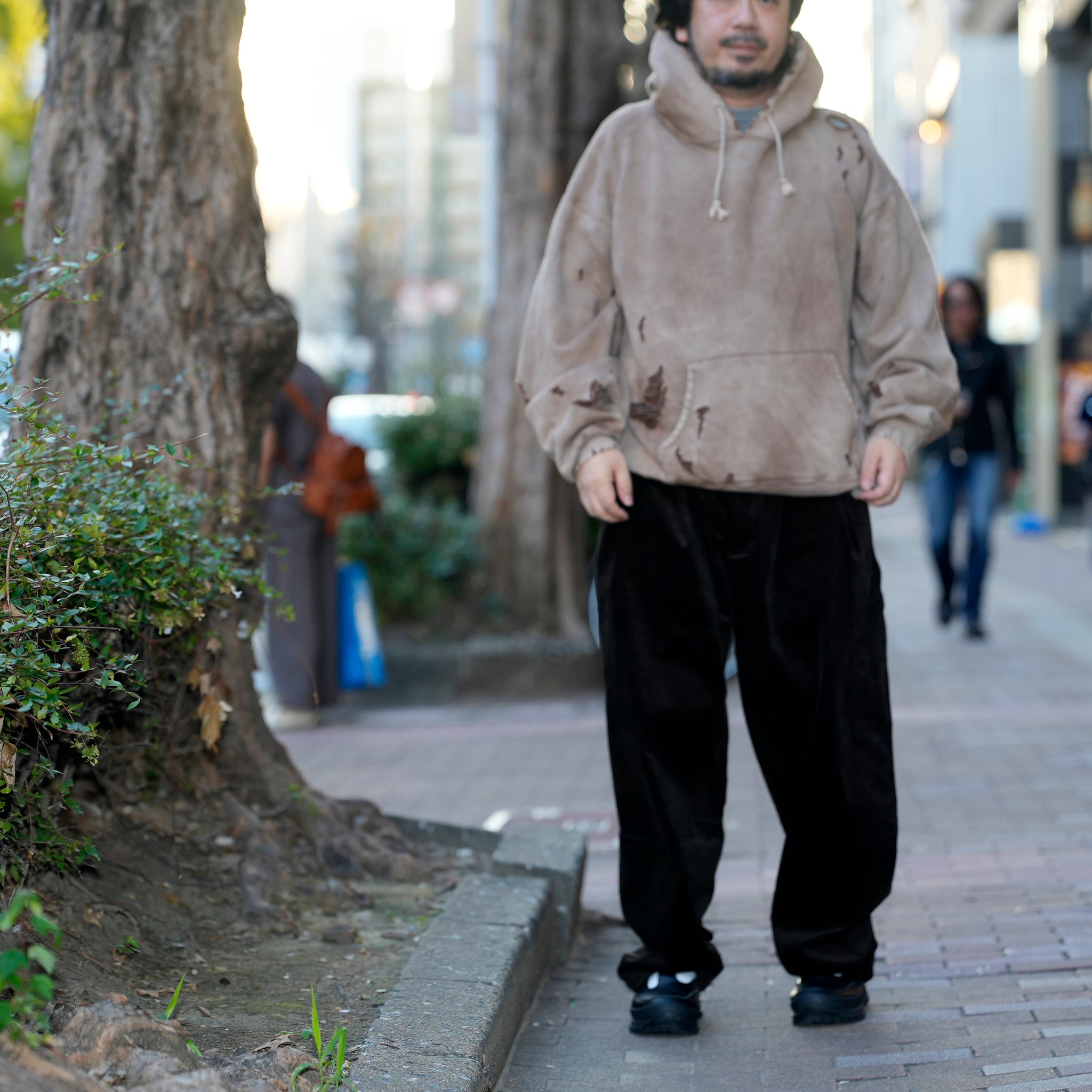 Distressed Sweat Parka | Color_Brown | No_lot : 25#07-3030-0_brown【MINAMI ANDERSON_ミナミアンダーソン】