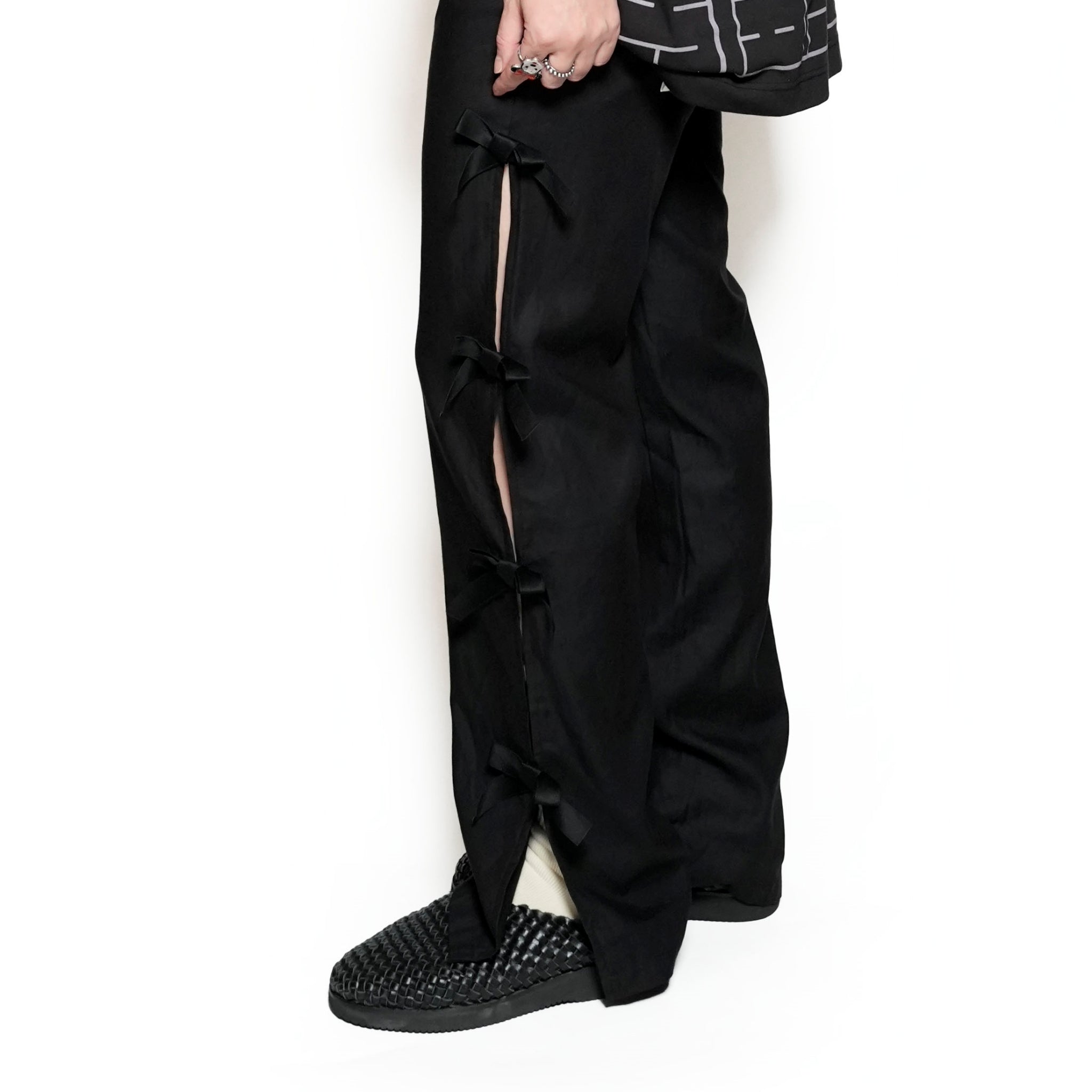 29SJ05TR212BLK | Sandy Bow Trousers | 【SISTER JANE_シスタージェーン】【archive】
