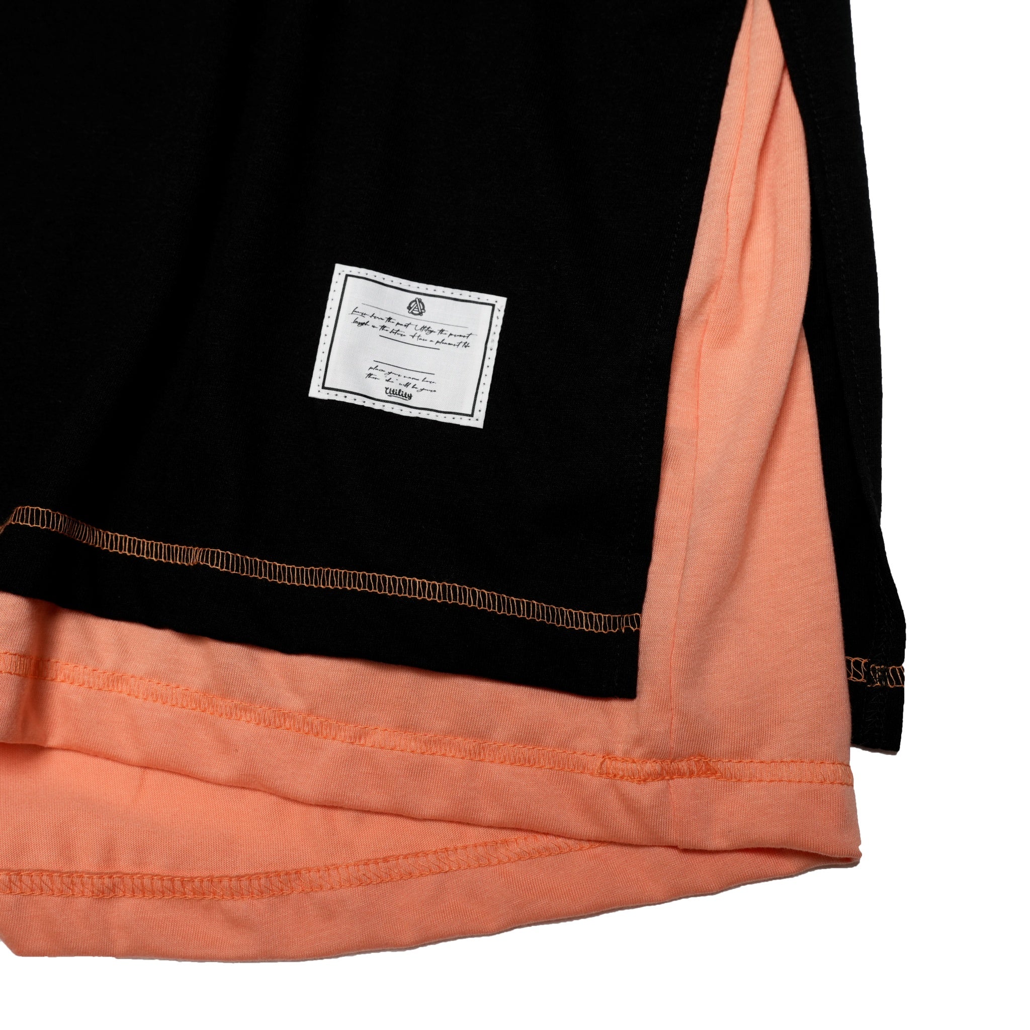 Reversible Color Stitch s/s Tee – Black × Apricot | EFFECTEN
