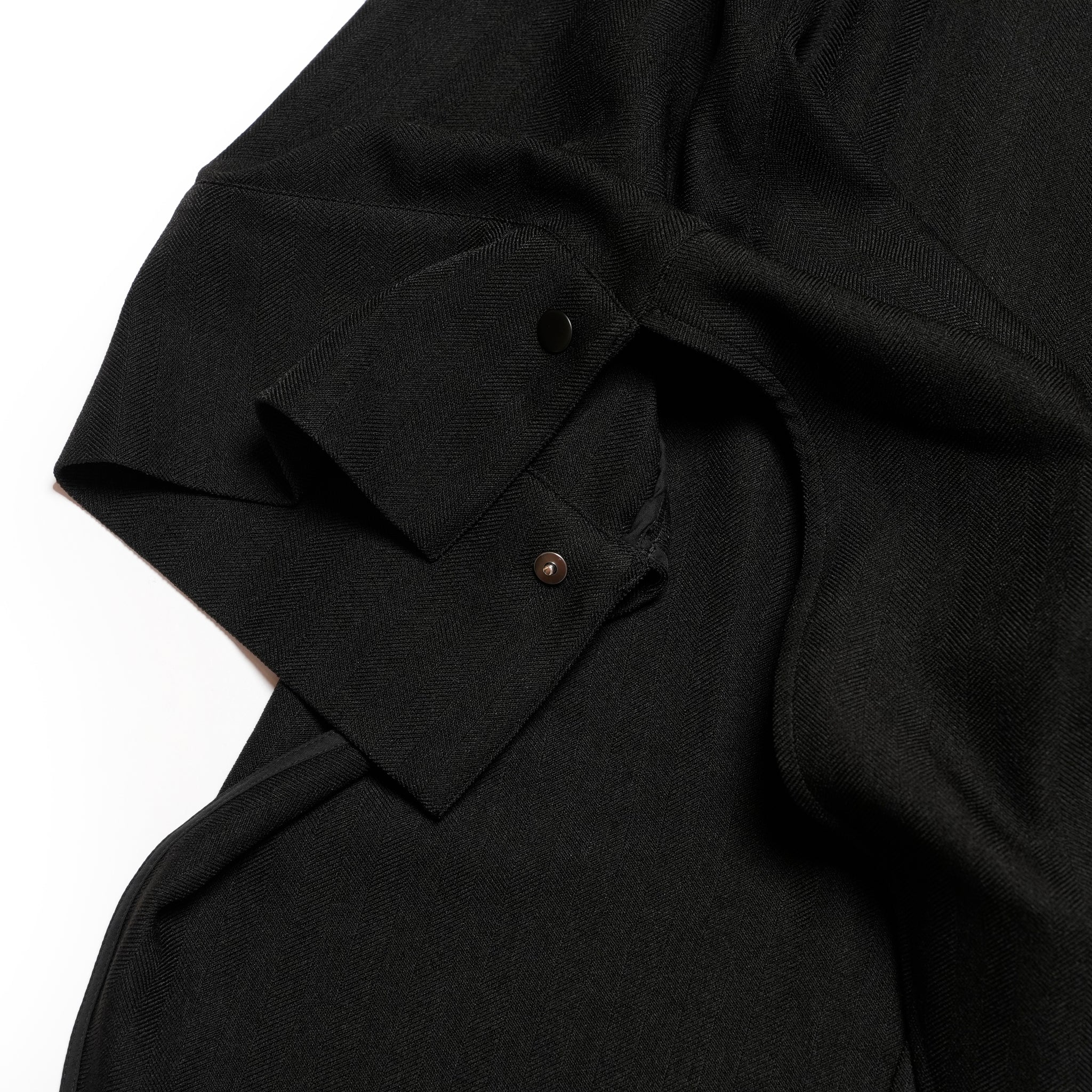 round cape jacket | Color_Black | No_wht25fjk4047_bk【WHYTO_ホワイト】