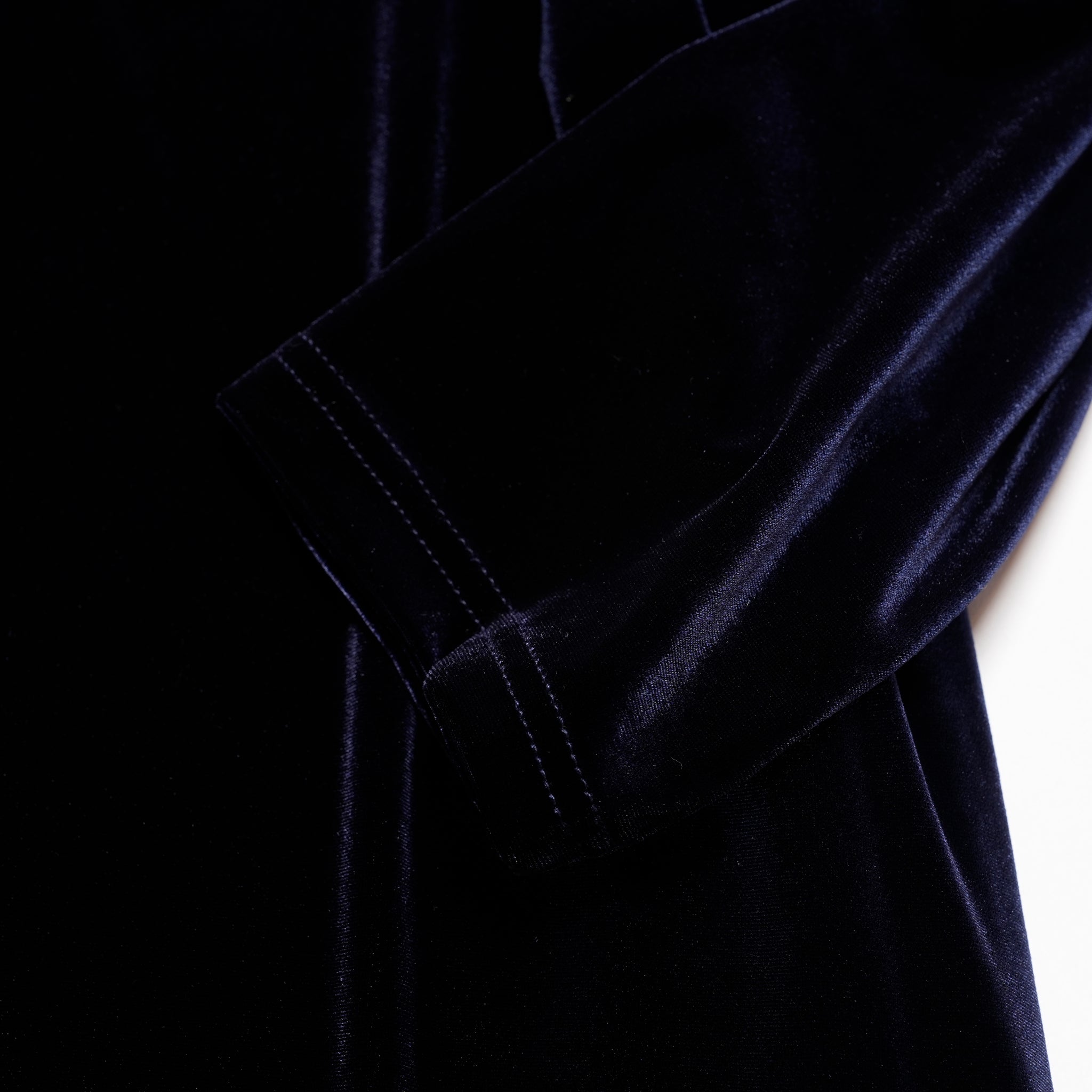 v slit velour dress – Navy | WHYTO