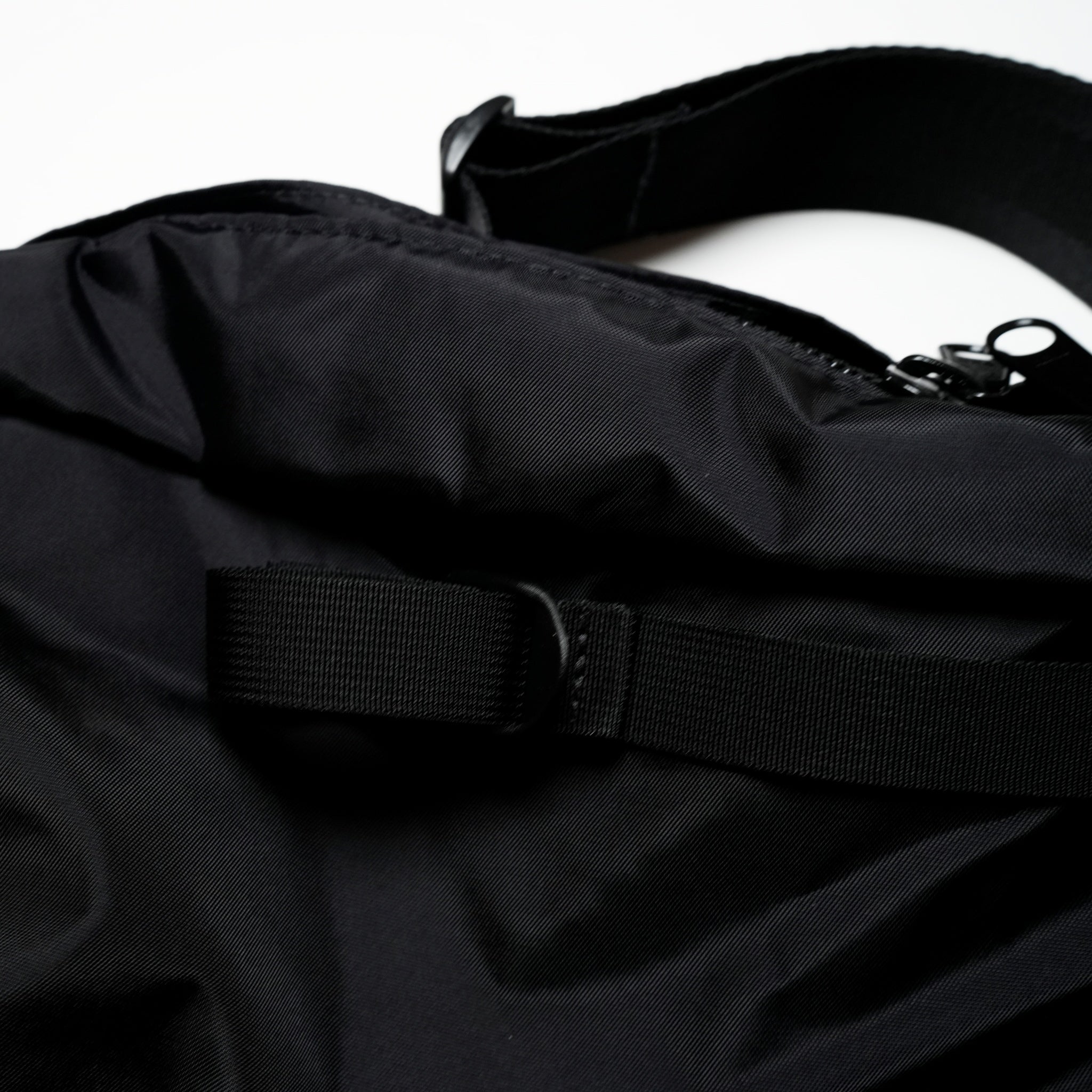 CSTM BAG-01 | Delivery Shoulder Large | Color:Black【SMOKE T ONE】【CS_One Cstm Fits All Made In USA】【archive】