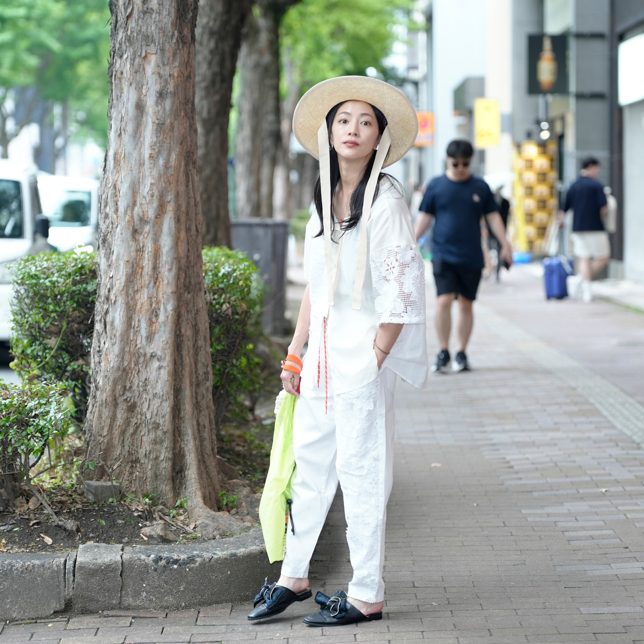 BSD25SS-17_White | Flower Lace Relax Pants | Color:White【BEDSIDEDRAMA_ベッドサイドドラマ】【archive】