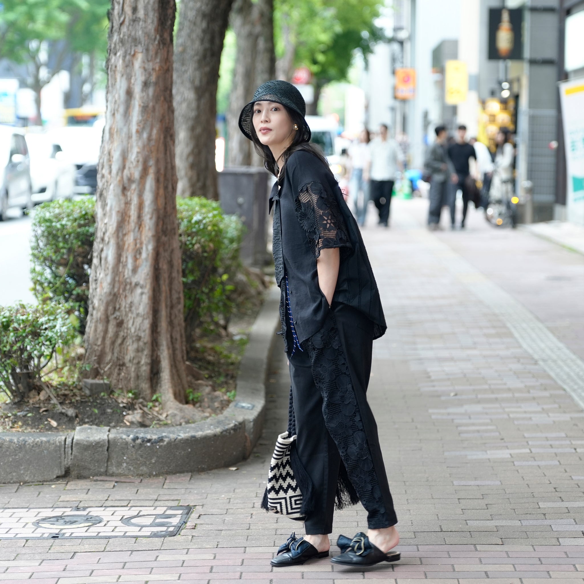 BSD25SS-17_Black | Flower Lace Relax Pants | Color:Black【BEDSIDEDRAMA_ベッドサイドドラマ】