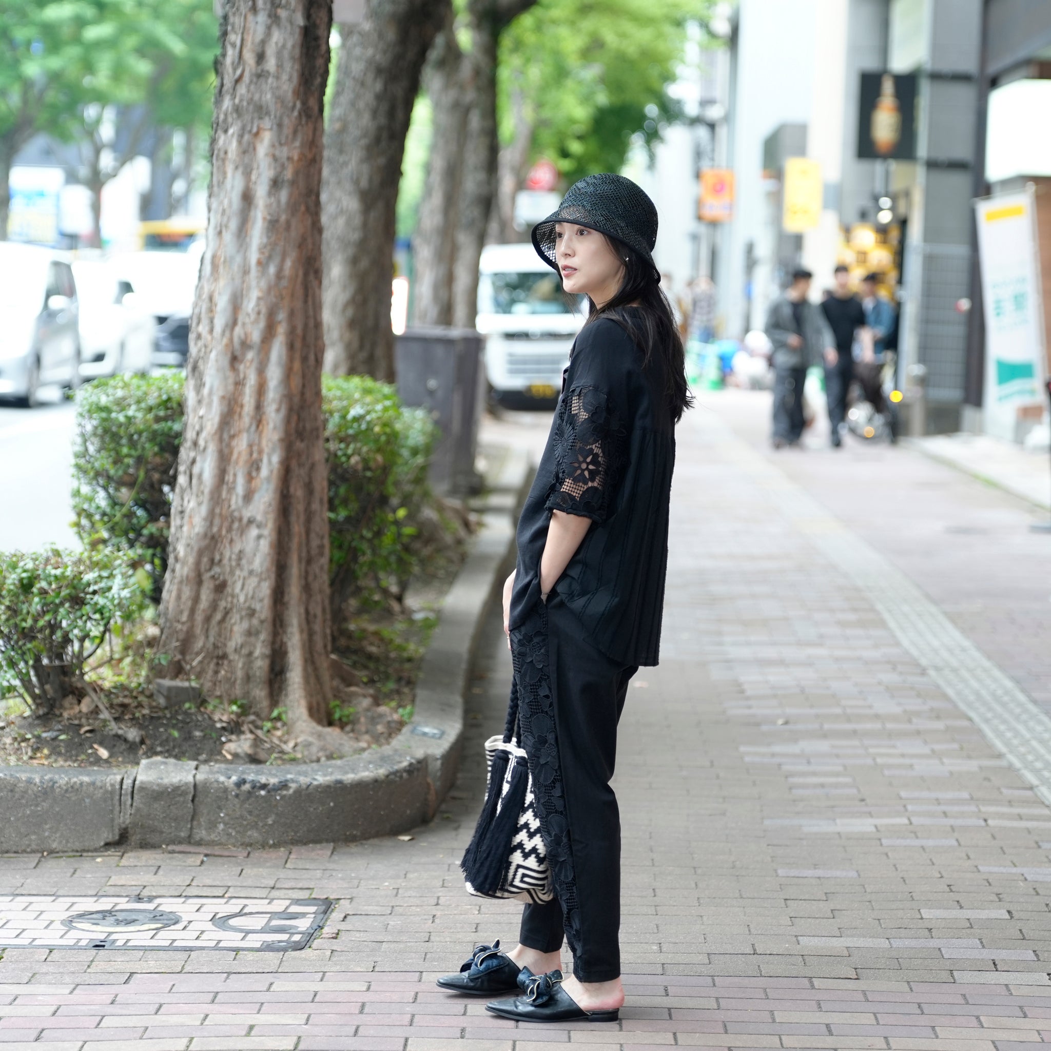 BSD25SS-17_Black | Flower Lace Relax Pants | Color:Black【BEDSIDEDRAMA_ベッドサイドドラマ】
