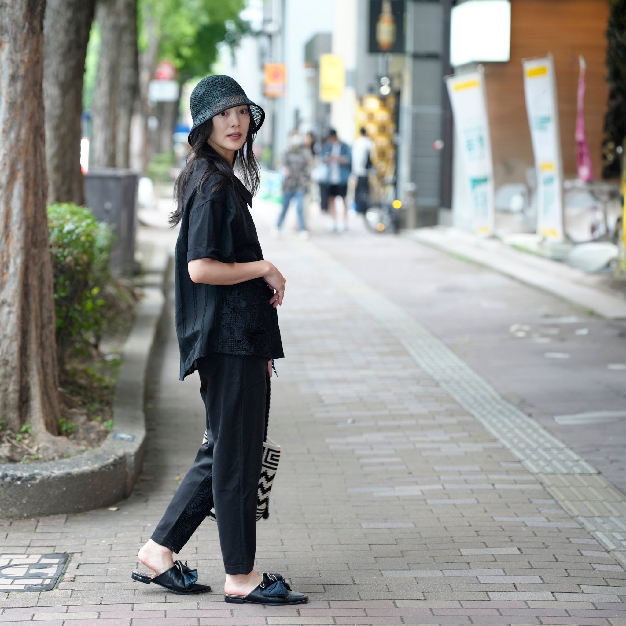BSD25SS-17_Black | Flower Lace Relax Pants | Color:Black【BEDSIDEDRAMA_ベッドサイドドラマ】
