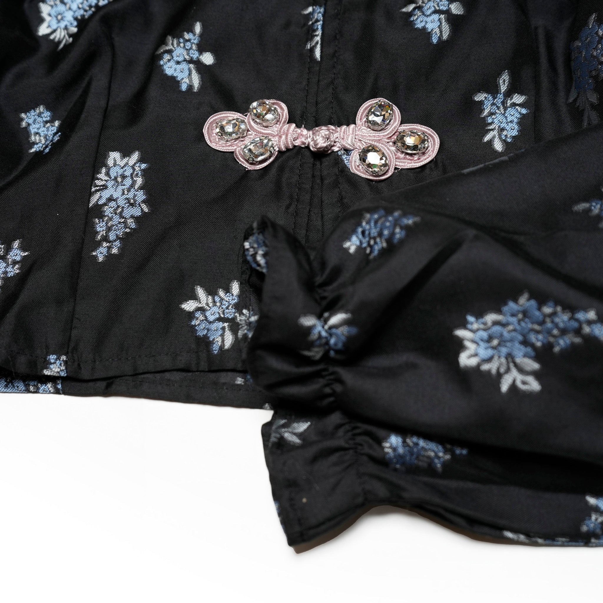 31SJ00TO581BLK | Onyx Floral Top | Color:Black【SISTER JANE_シスタージェーン】【archive】