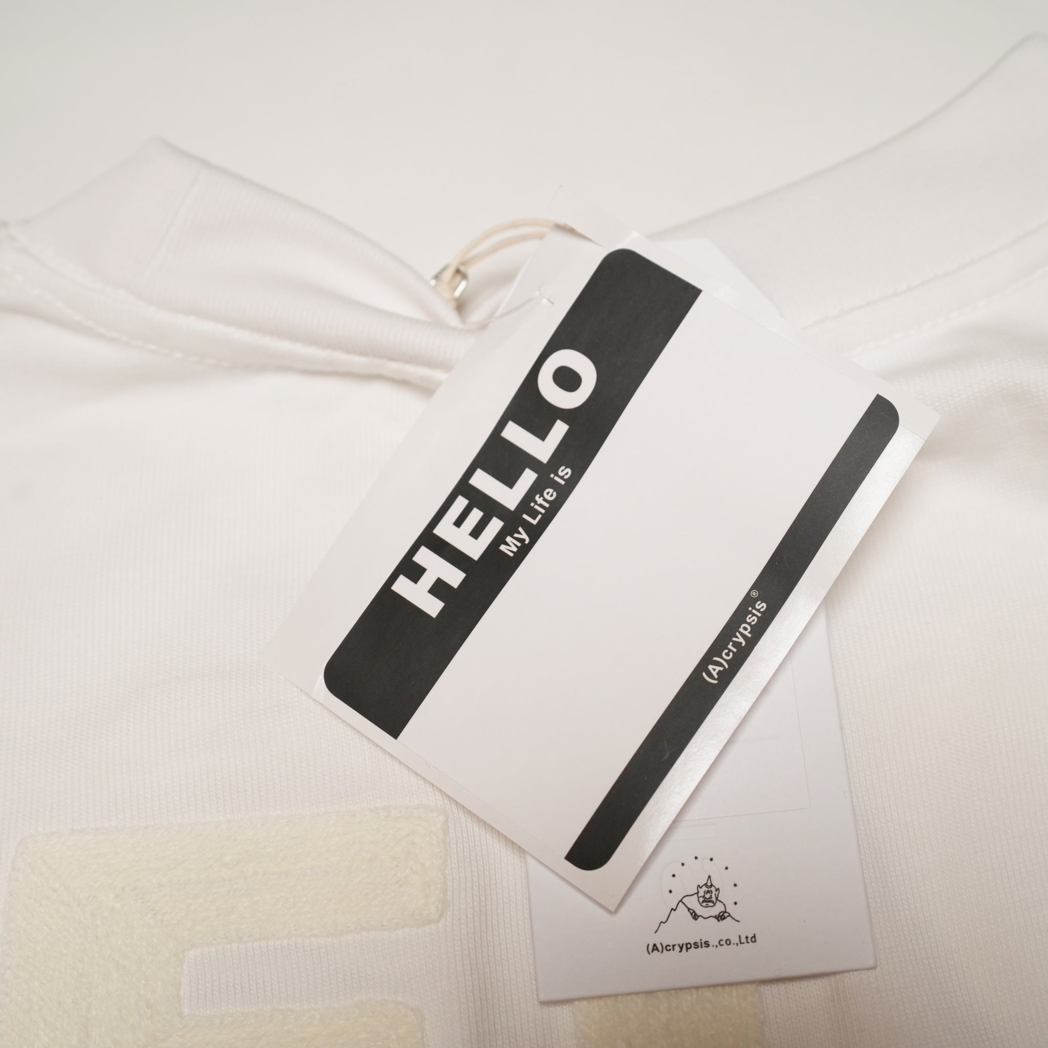 ACR24SS-T04 | (A)crypsis® HELLO!STICKER 紀念復刻T-shirt -White | (A)CRYPSIS®