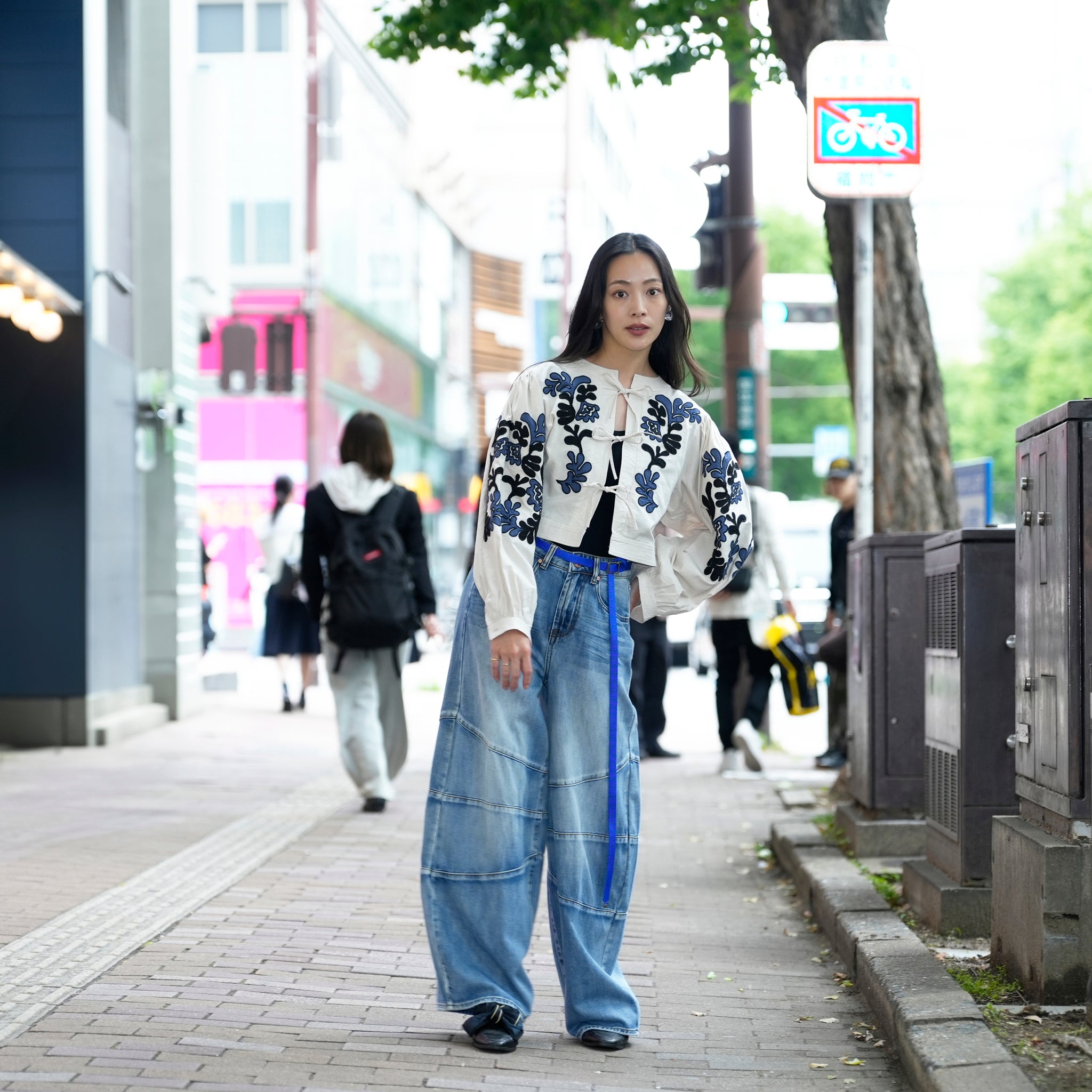26919_Blue Summer | BLUE SUMMER BARREL MID WAIST DENIM JEANS | Color:Blue Summer【ONE TEASPOON_ワンティースプーン】