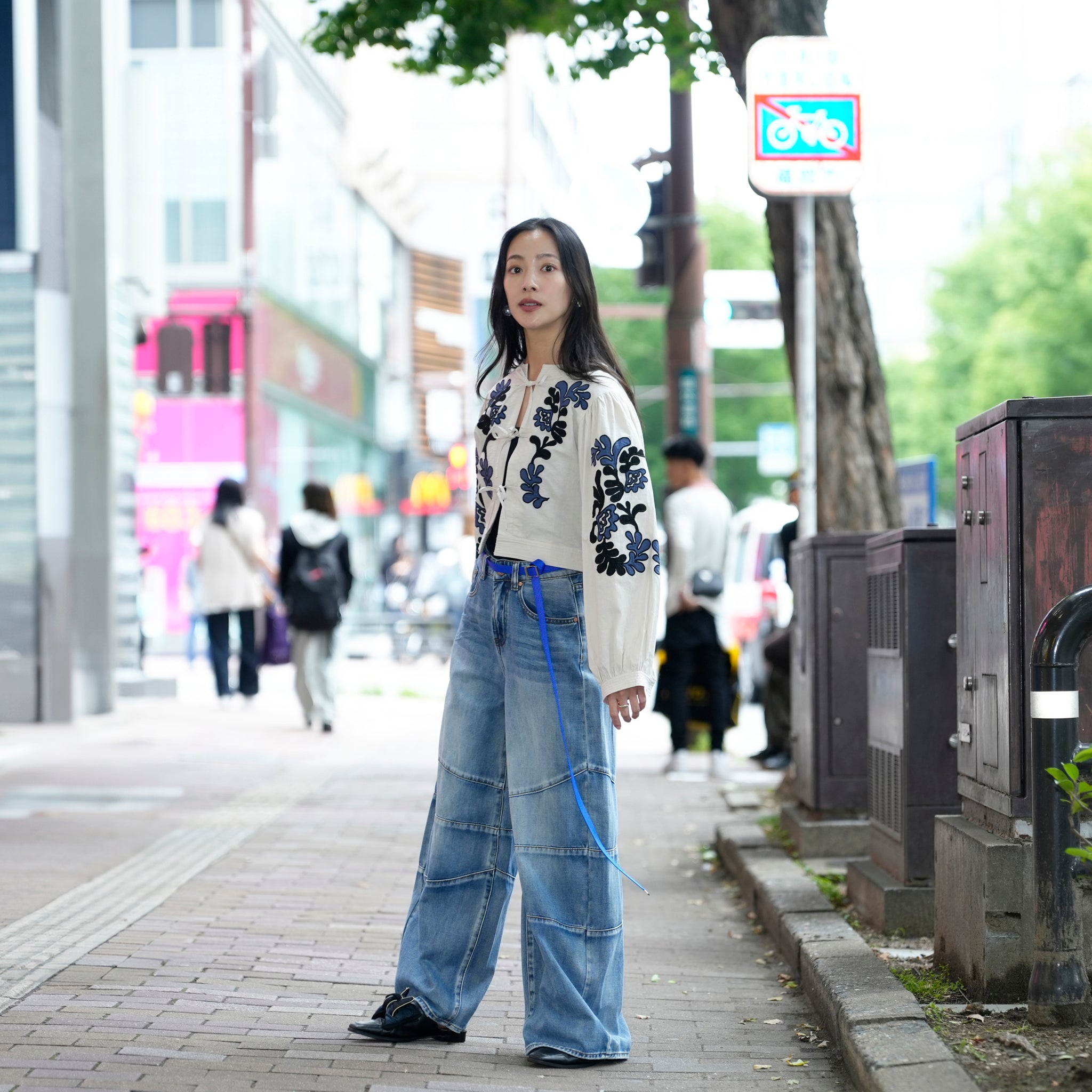26919_Blue Summer | BLUE SUMMER BARREL MID WAIST DENIM JEANS | Color:Blue Summer【ONE TEASPOON_ワンティースプーン】
