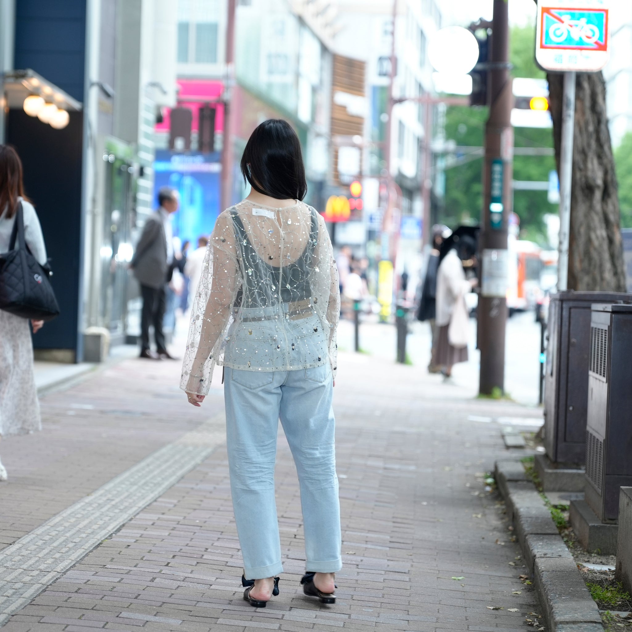 020151SN1_Ecru | SHINY SEQUIN EMBROIDERY TOP | Color:Ecru【SARA MALLIKA_サラマリカ】
