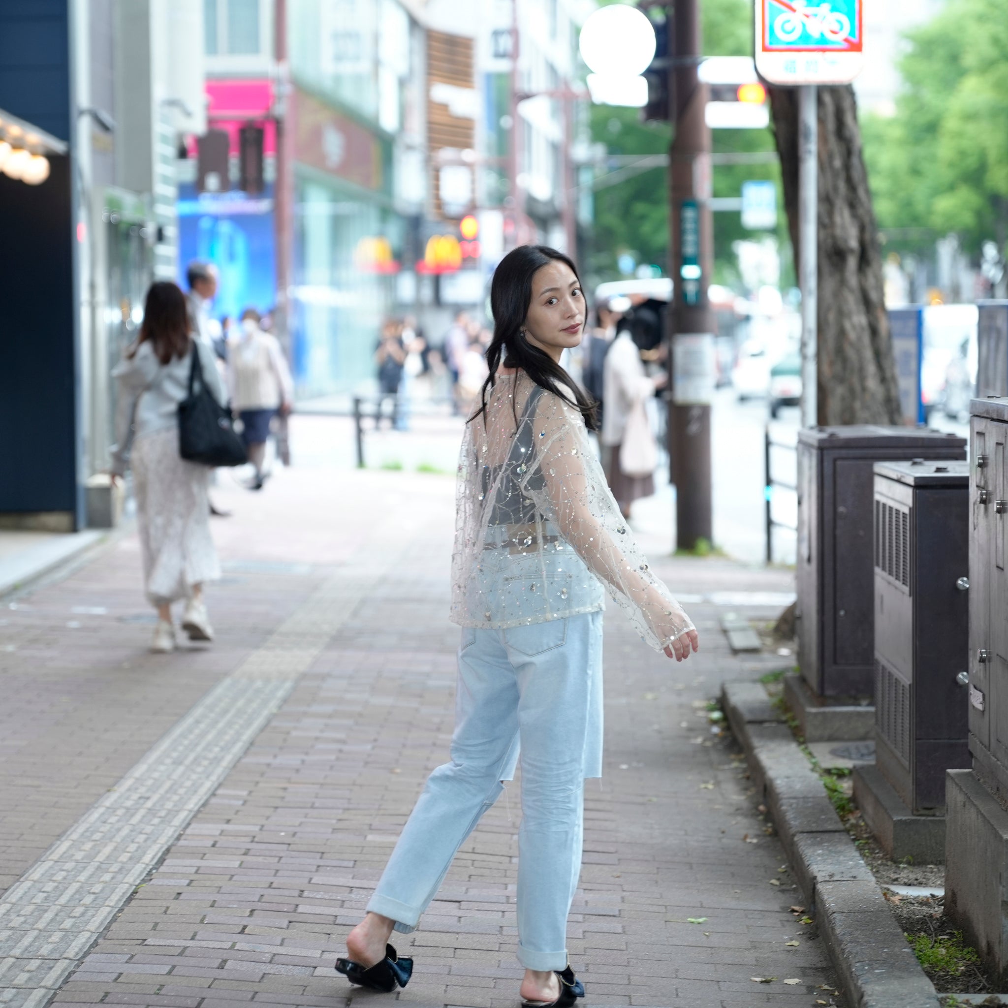 020151SN1_Ecru | SHINY SEQUIN EMBROIDERY TOP | Color:Ecru【SARA MALLIKA_サラマリカ】