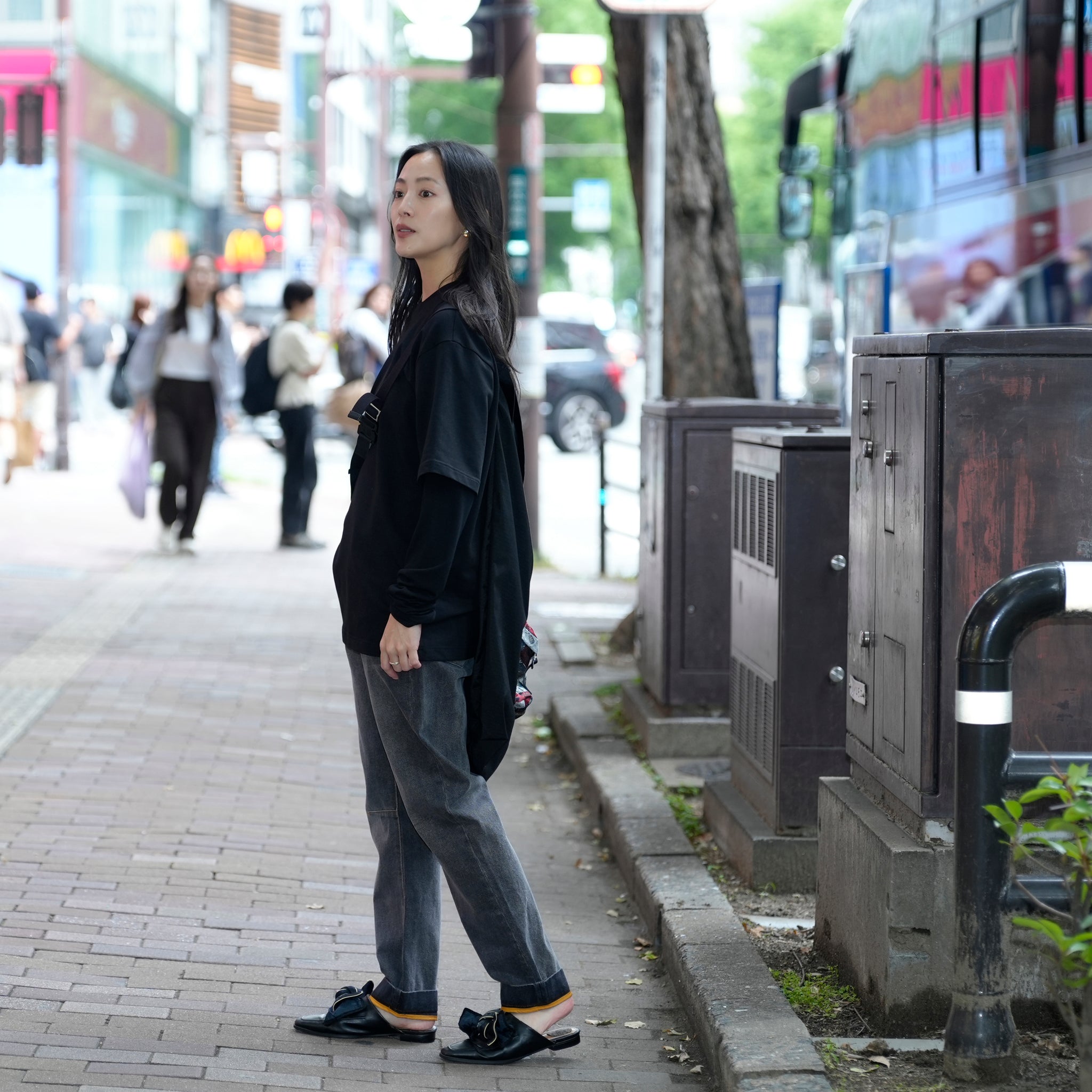 26873_Worn Black | WORN BLACK BANDIT LOW WAIST BOYFRIEND JEANS | Color:Worn Black【ONE TEASPOON_ワンティースプーン】