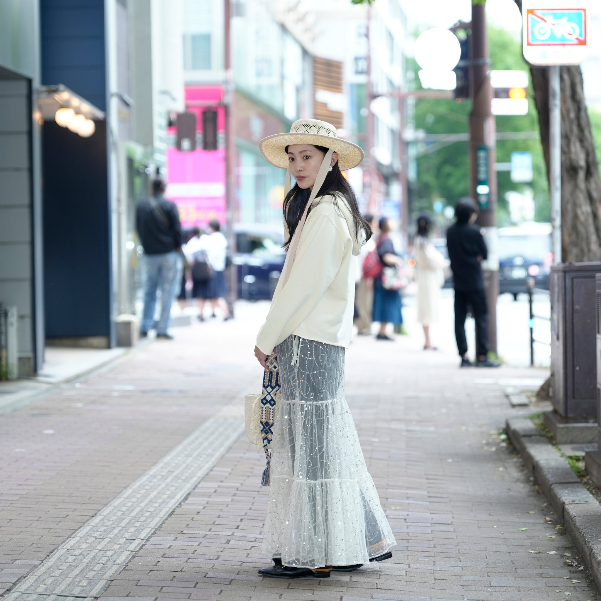020351SN2_Ecru | SHINY SEQUIN EMBROIDERY SKIRT | Color:Ecru【SARA MALLIKA_サラマリカ】