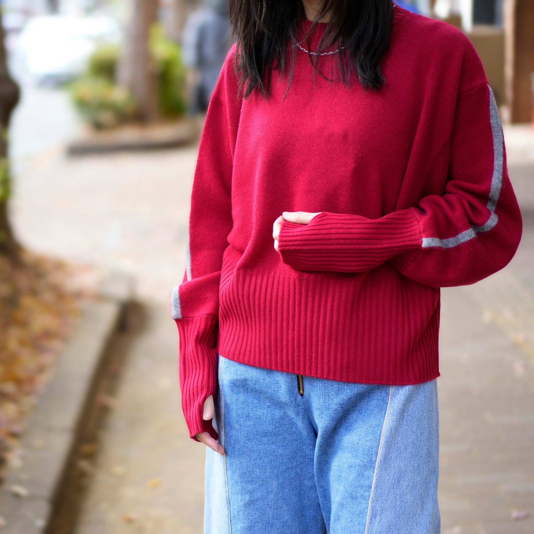 Sleeve line knit – Red | WHYTO