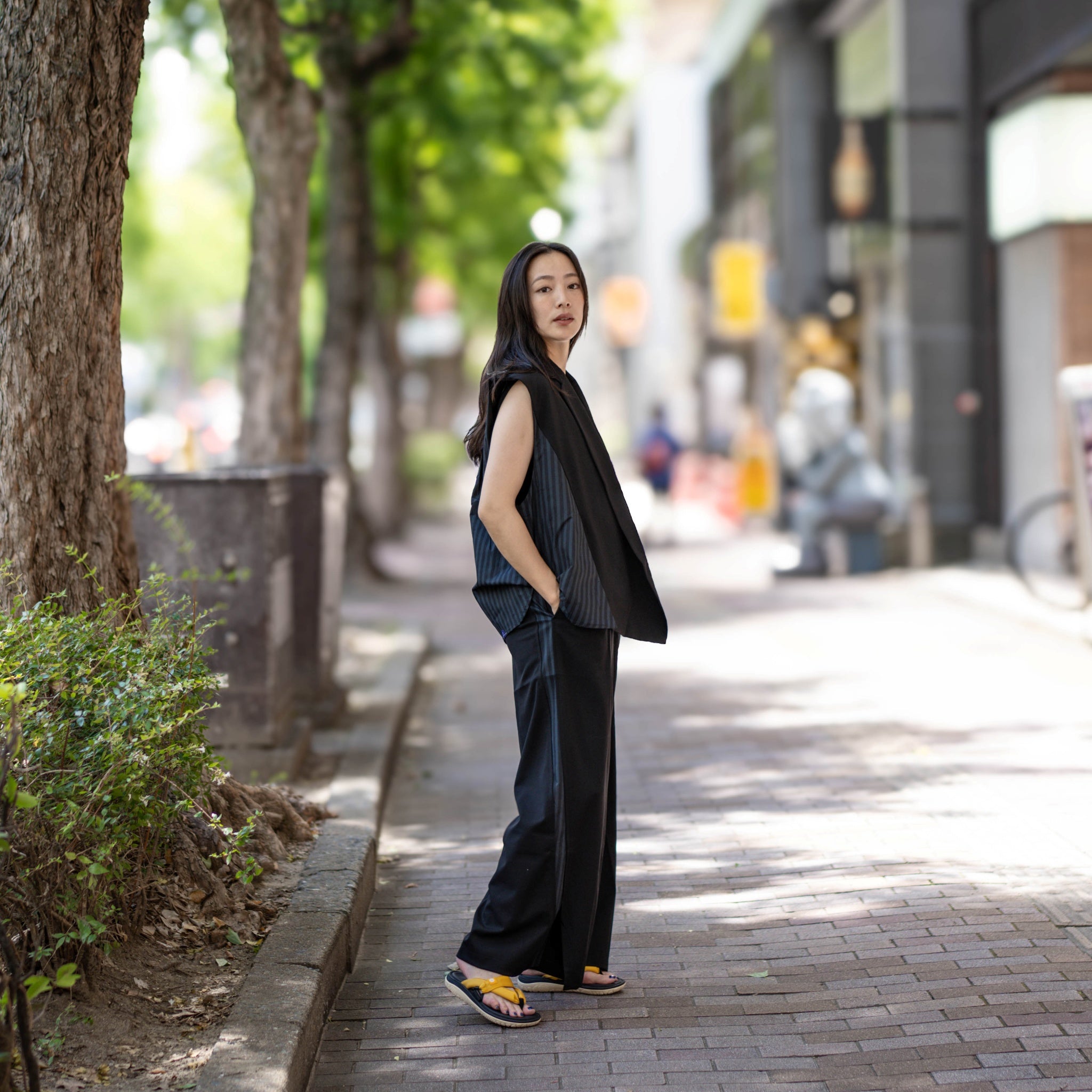 SNS24-RE-C01 | SeRE:ETA asymmetrical vest - BLACK 【SEIVSON_セイブソン】