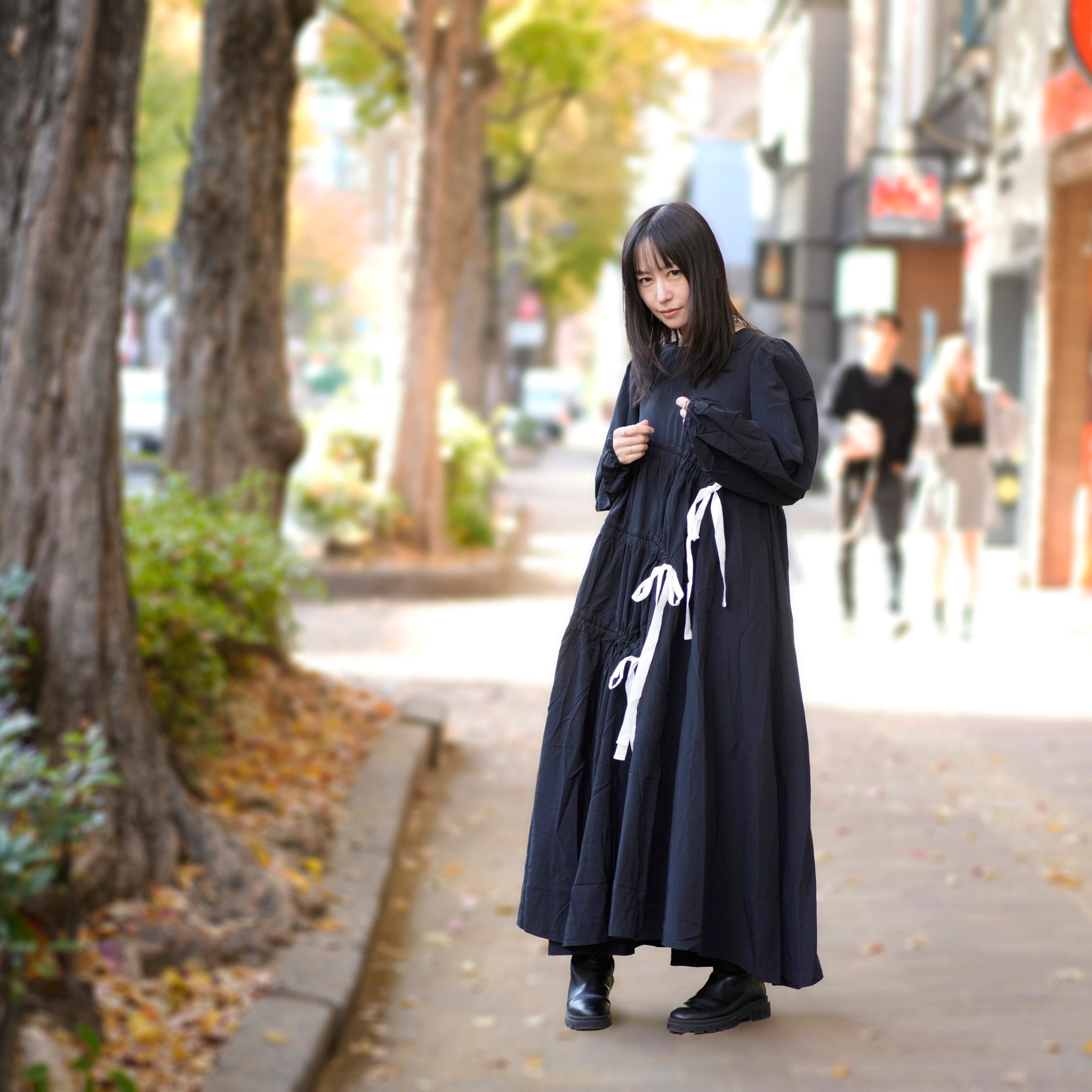 31GH00DRG931BLK | Campbell Ruched Midi Dress | Color:Black【GHOSPELL_ゴスペル】