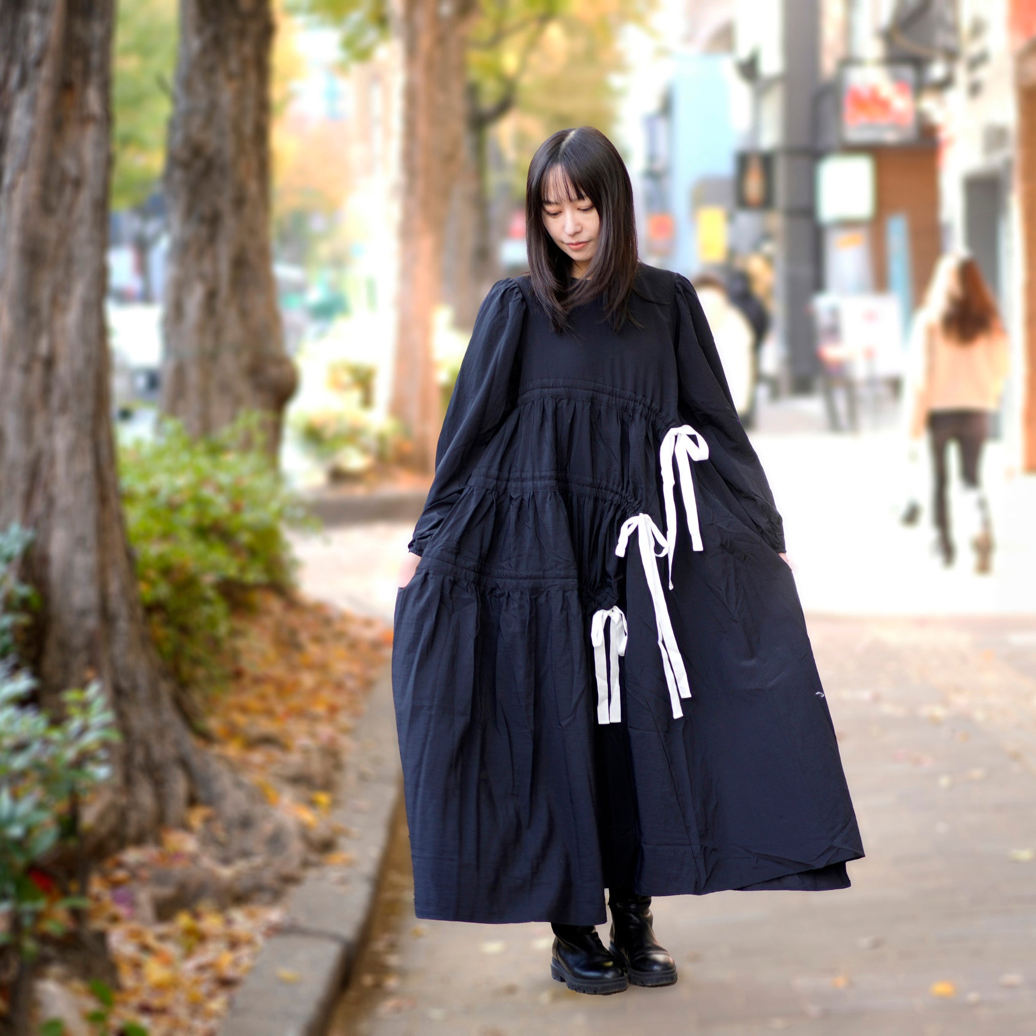 31GH00DRG931BLK | Campbell Ruched Midi Dress | Color:Black【GHOSPELL_ゴスペル】