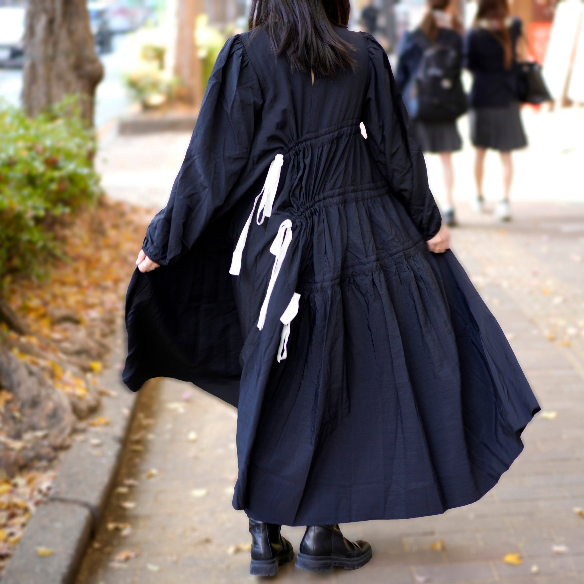 31GH00DRG931BLK | Campbell Ruched Midi Dress | Color:Black【GHOSPELL_ゴスペル】