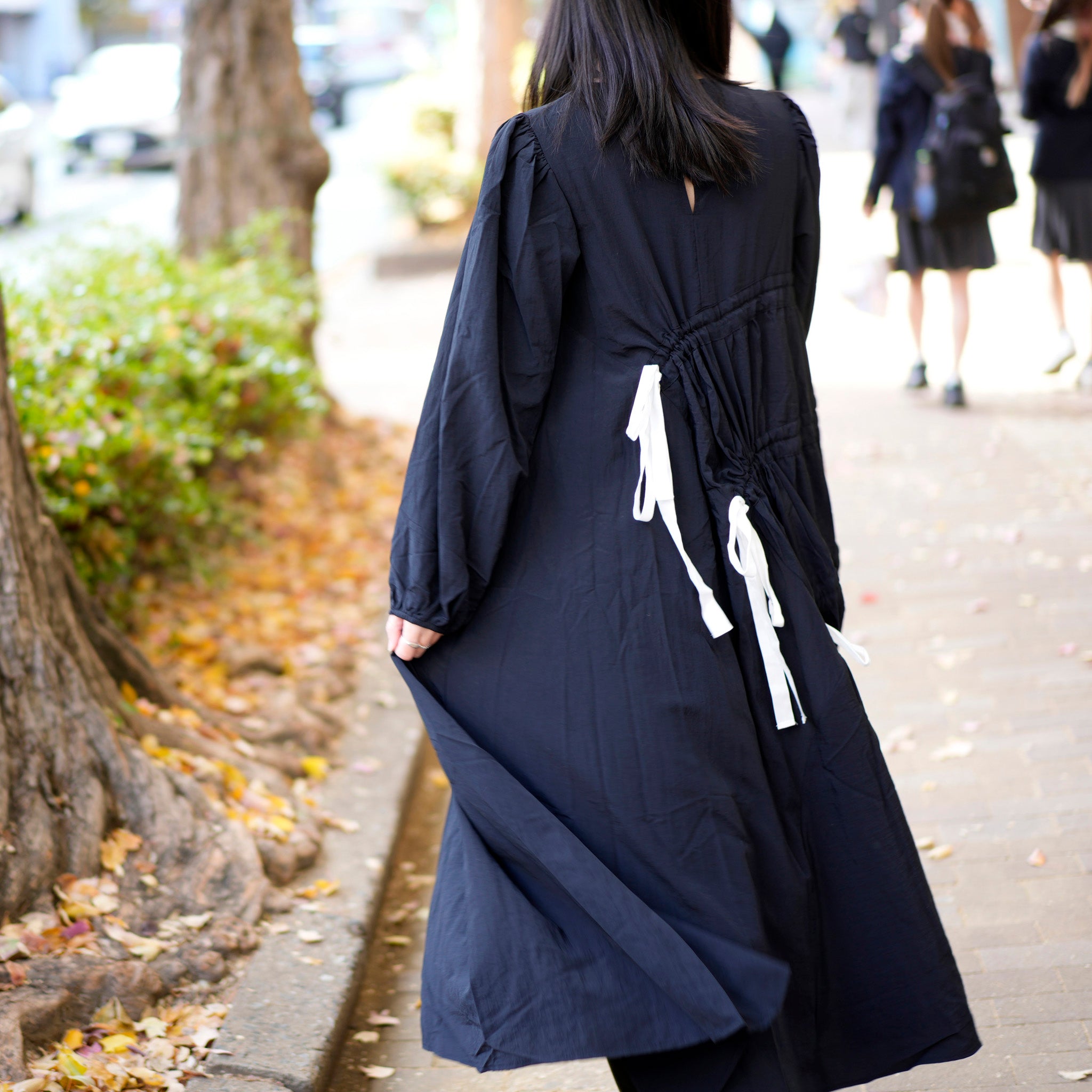31GH00DRG931BLK | Campbell Ruched Midi Dress | Color:Black【GHOSPELL_ゴスペル】