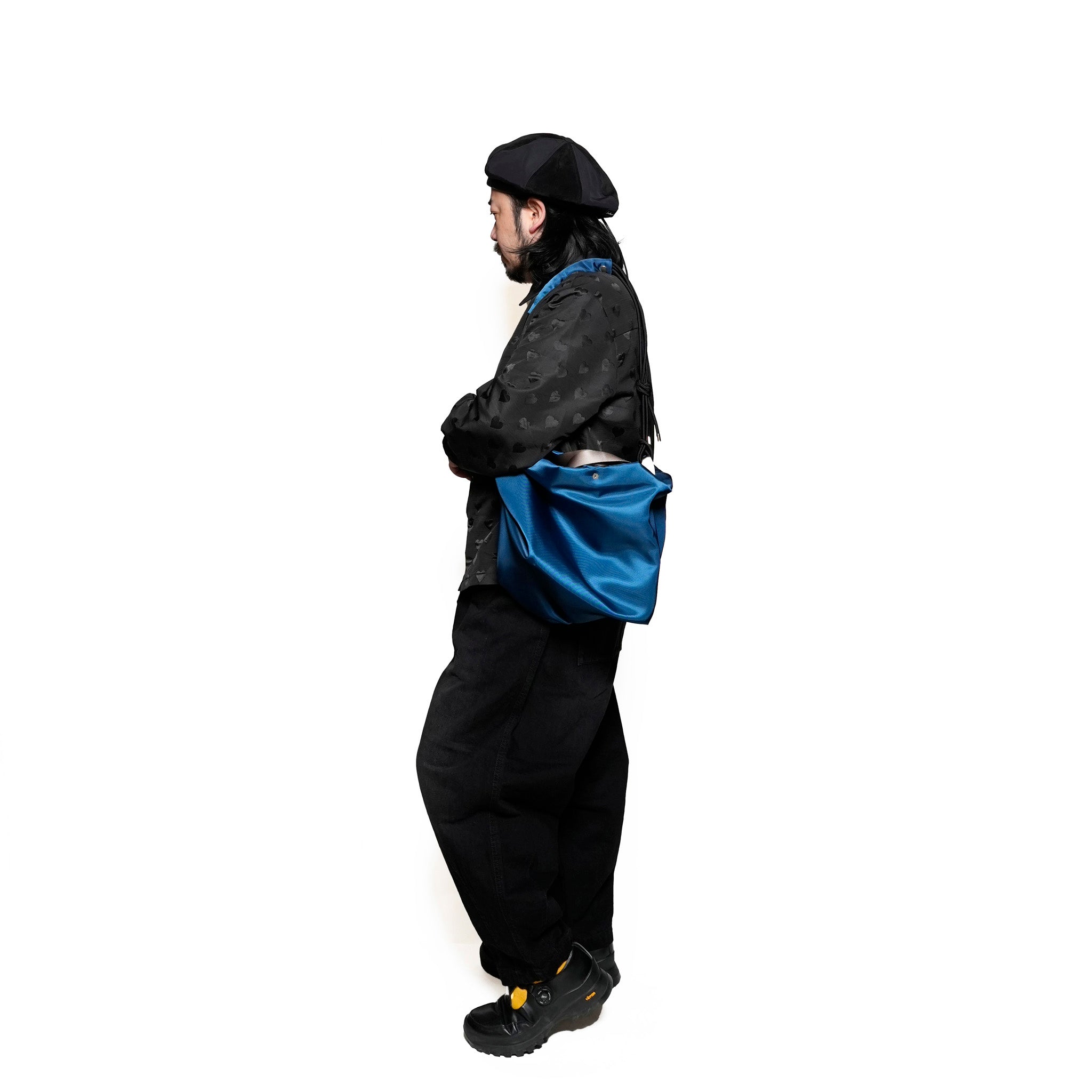 FB007 | ナイロン2WAYショルダー – Black / Blue | FULAT