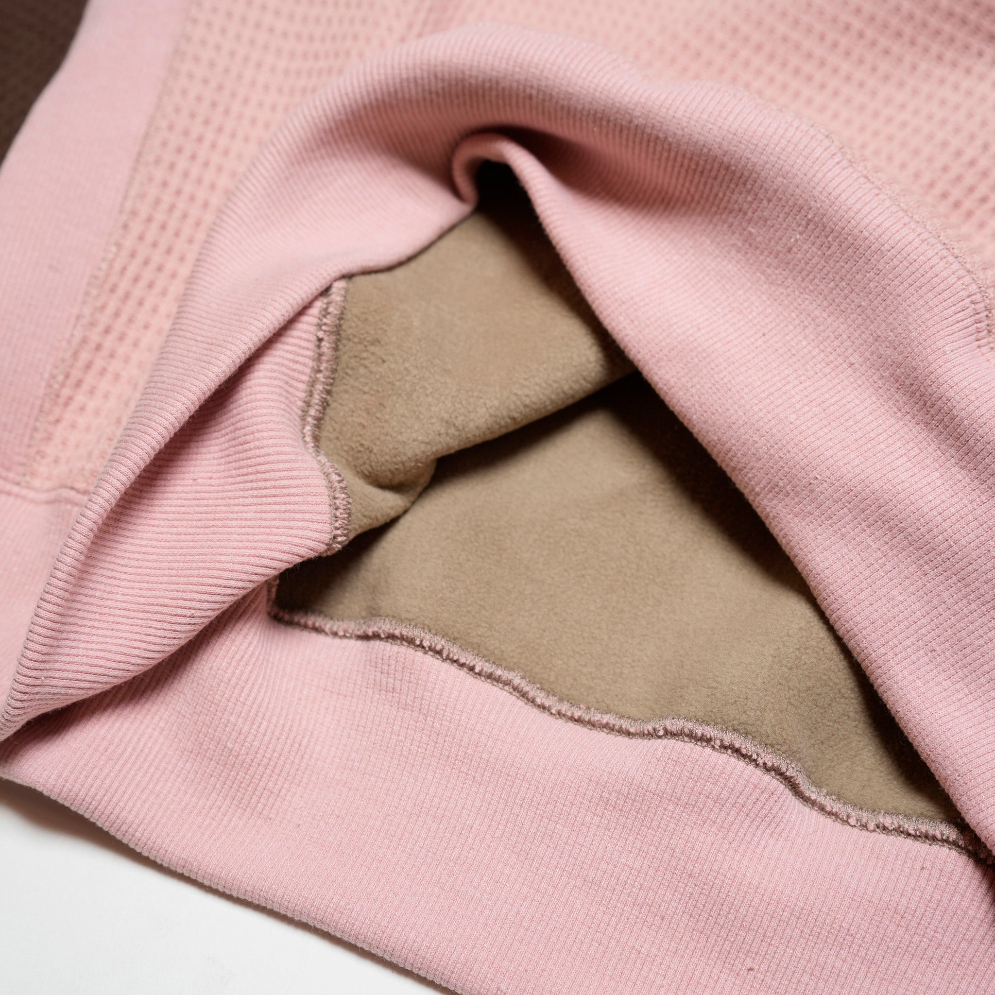 極暖freedom sweat – *Pink / Brown*Mocha brown / Black | IMPRESTORE | NASNGWAM