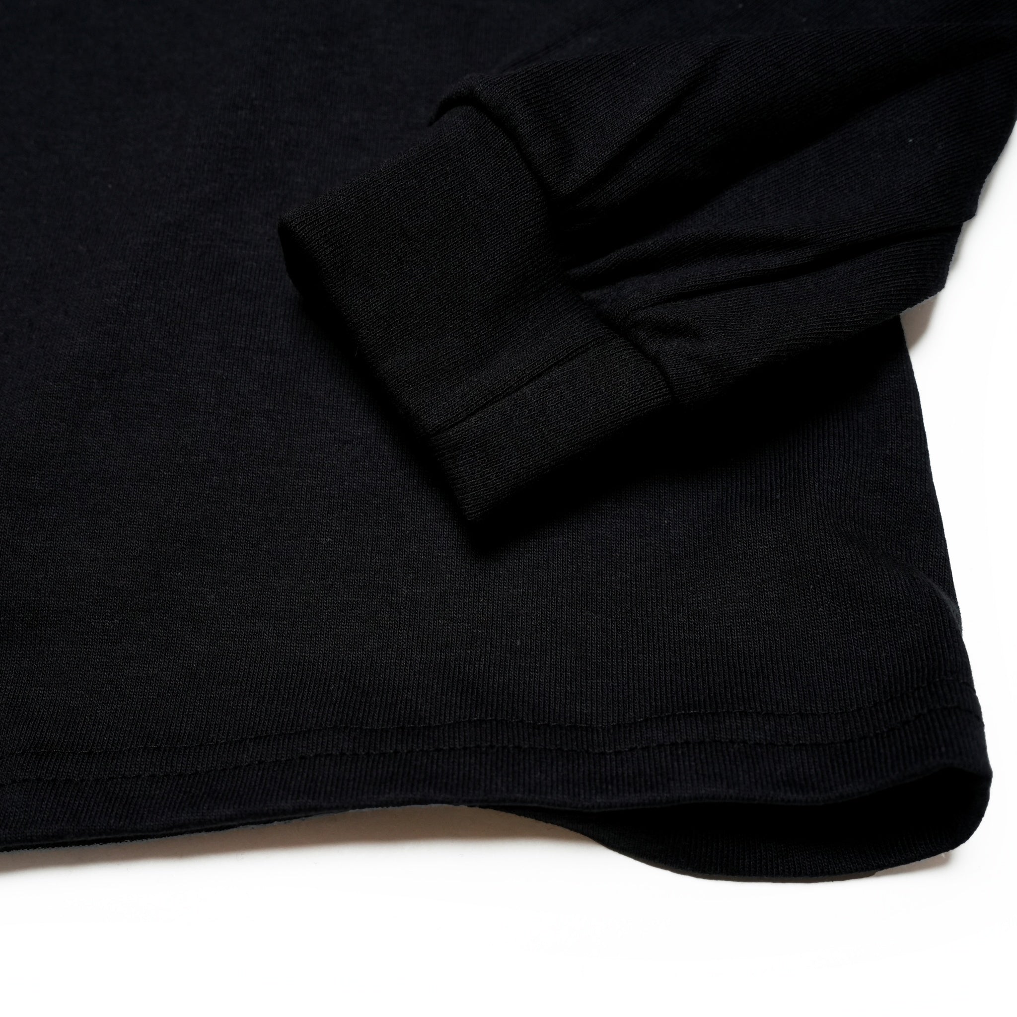 cal01b | 7o z Cotton Mock LS Tee | Color:Black【Cal Cru】