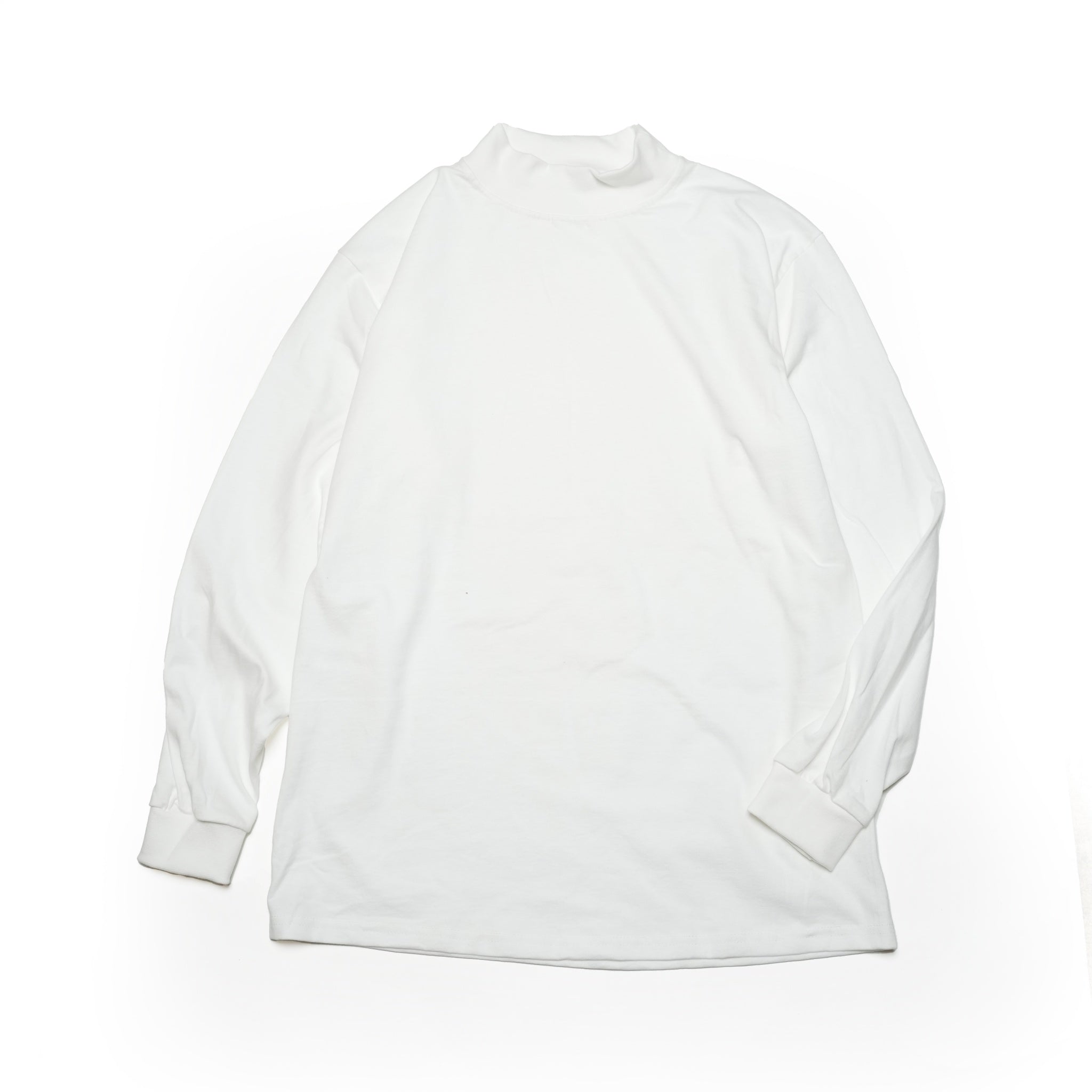 cal01w | 7o z Cotton Mock LS Tee | Color:White【Cal Cru】