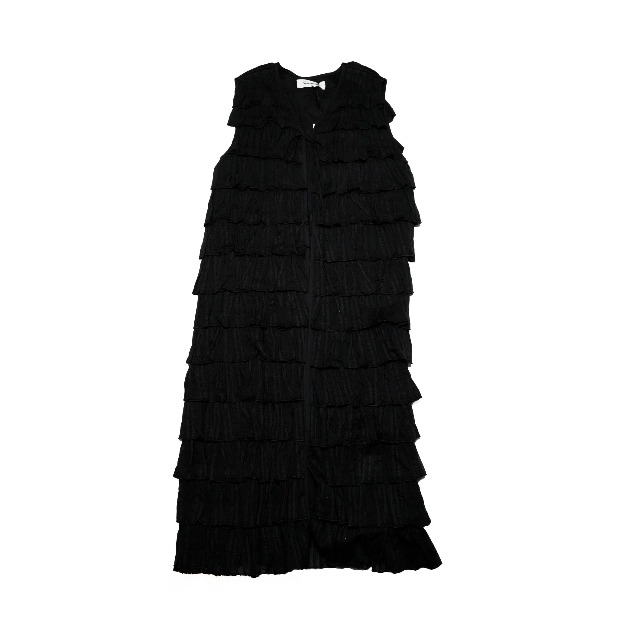 C.JQD FRILL LAYERED GOWN – Black | SARAMALLIKA