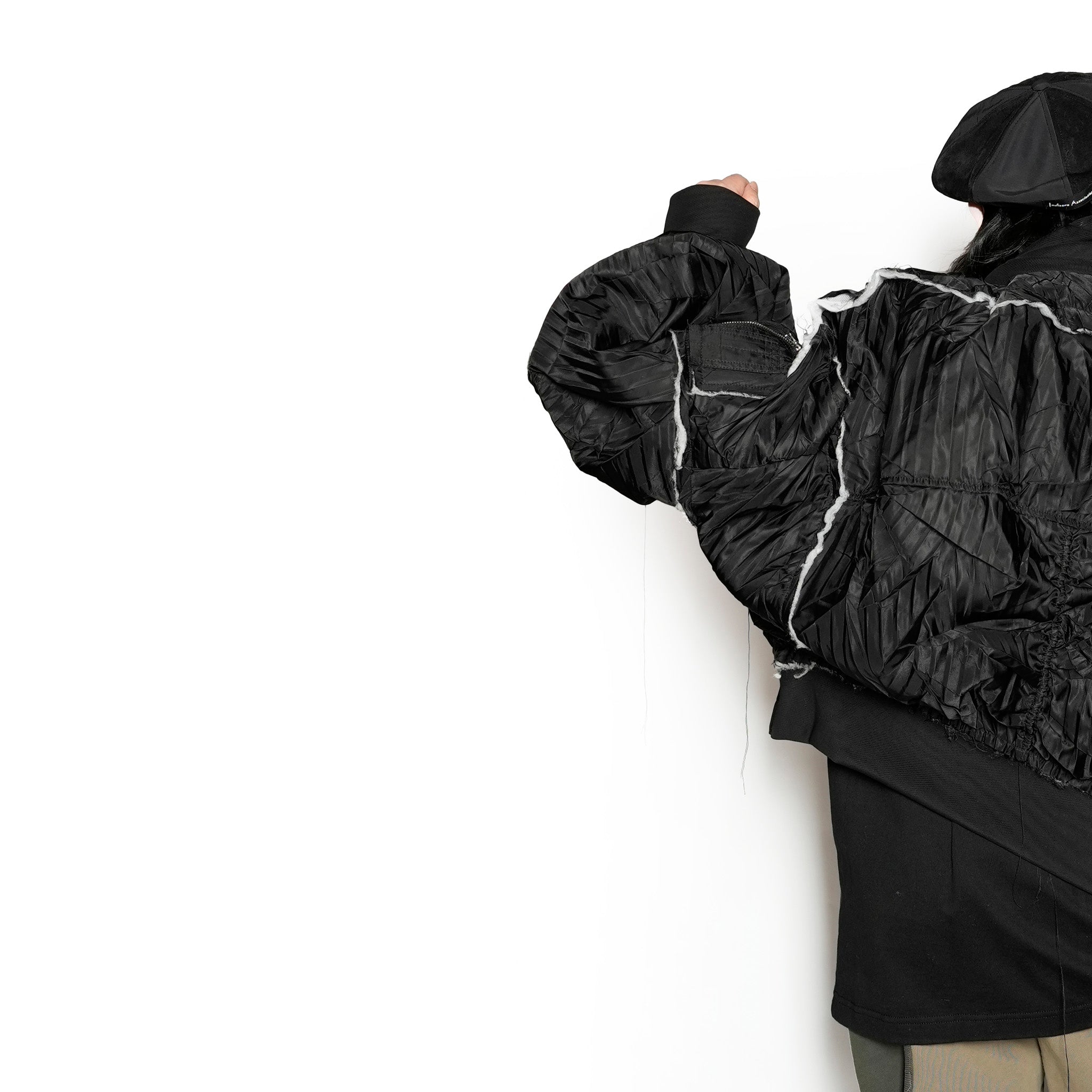 Seivson Deconstructed Hollow-Out Ruched Heavy-Processed MA-1 Bomber Jacket ㄧ Black | Size:Free【(A)CRYPSIS®】【archive】【SEIVSON_セイヴソン】【archive】