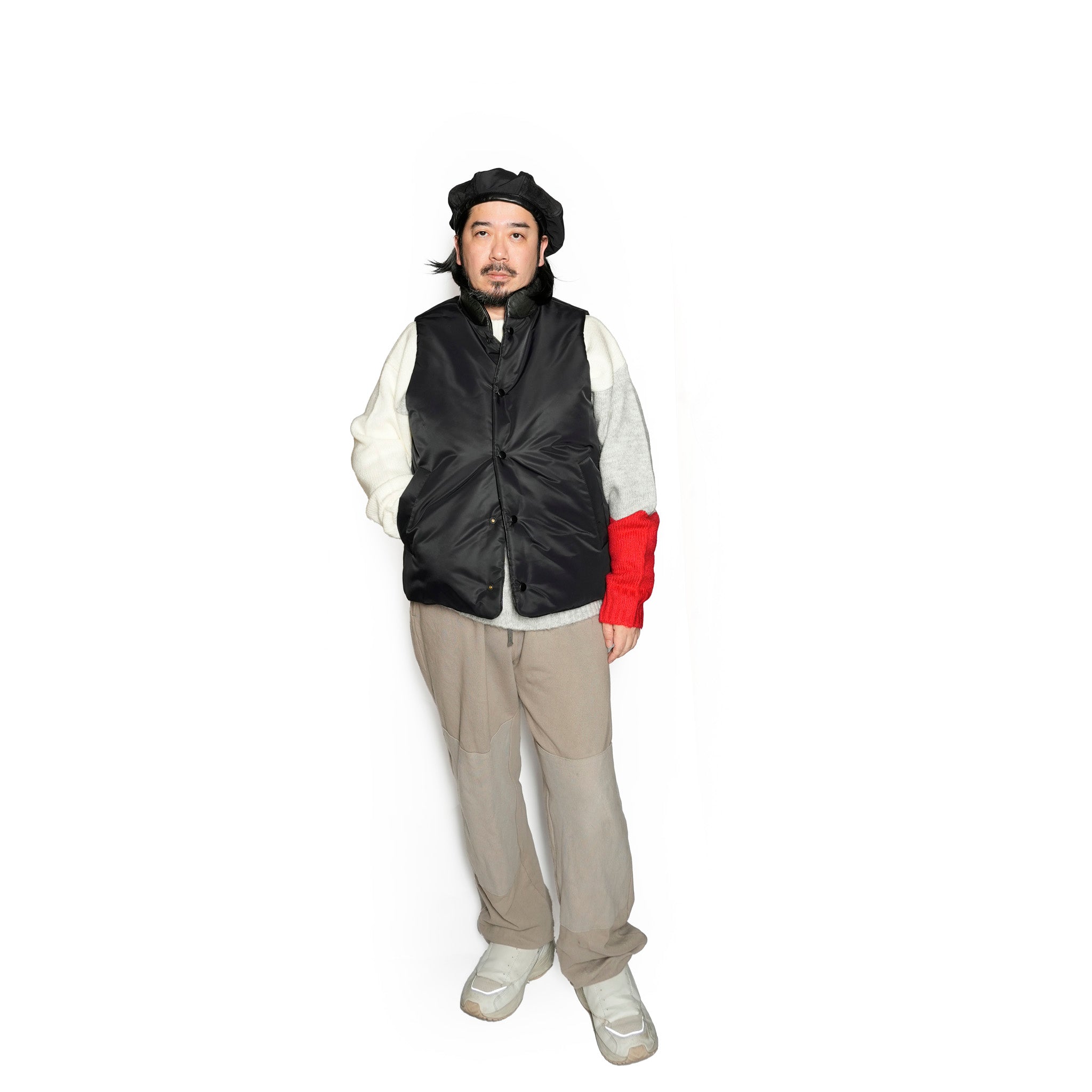 VOO-SPG-15_BLACKWATCH | EXELEZA REV VEST SP | Color:BLACK LEATHER(ダメージ加工)【VOO_ヴォー】