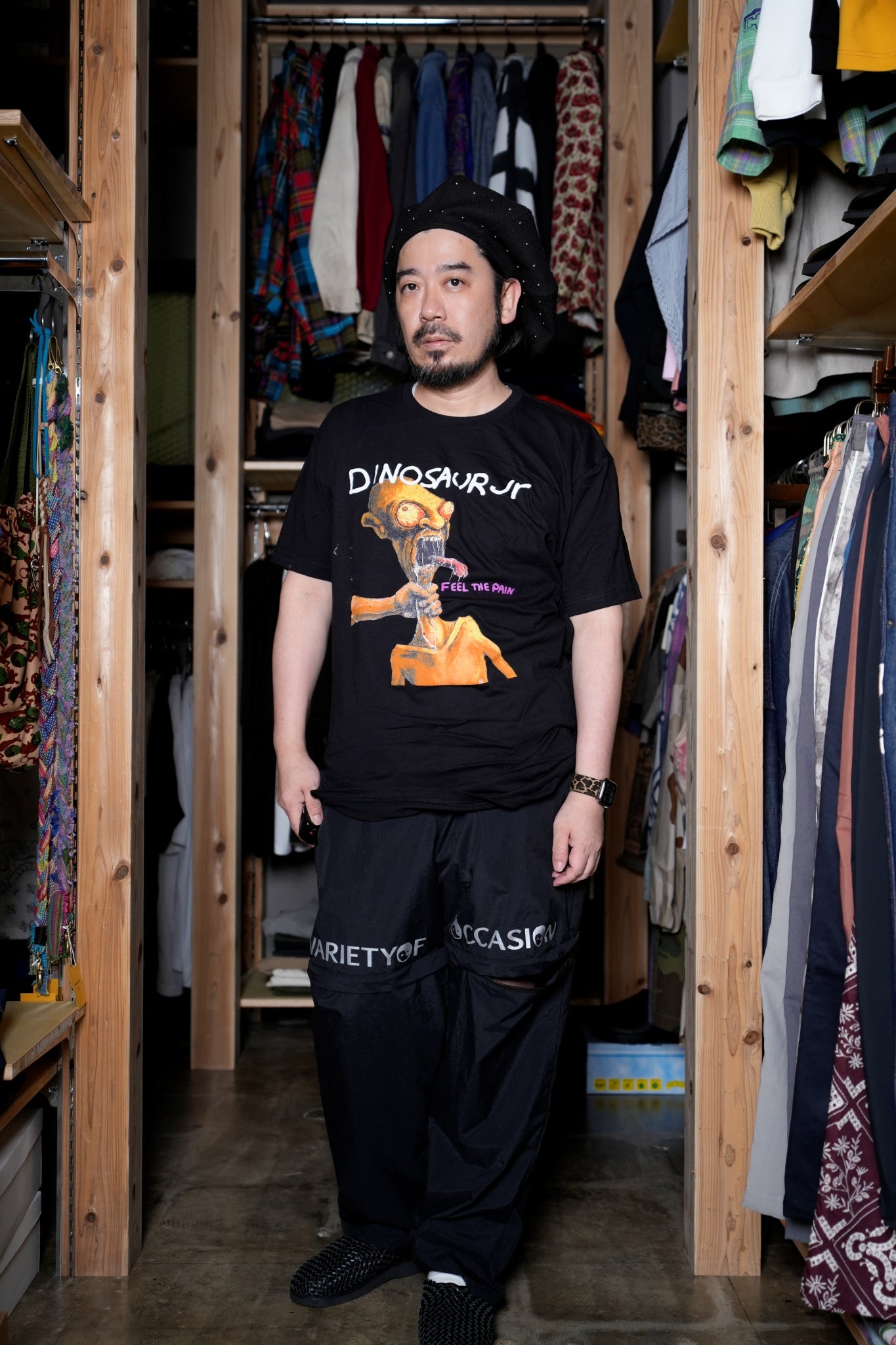 Dinosaur Jr. Feel the Pain T-shirt【Kung Fu Inc】【ネコポス選択可能】