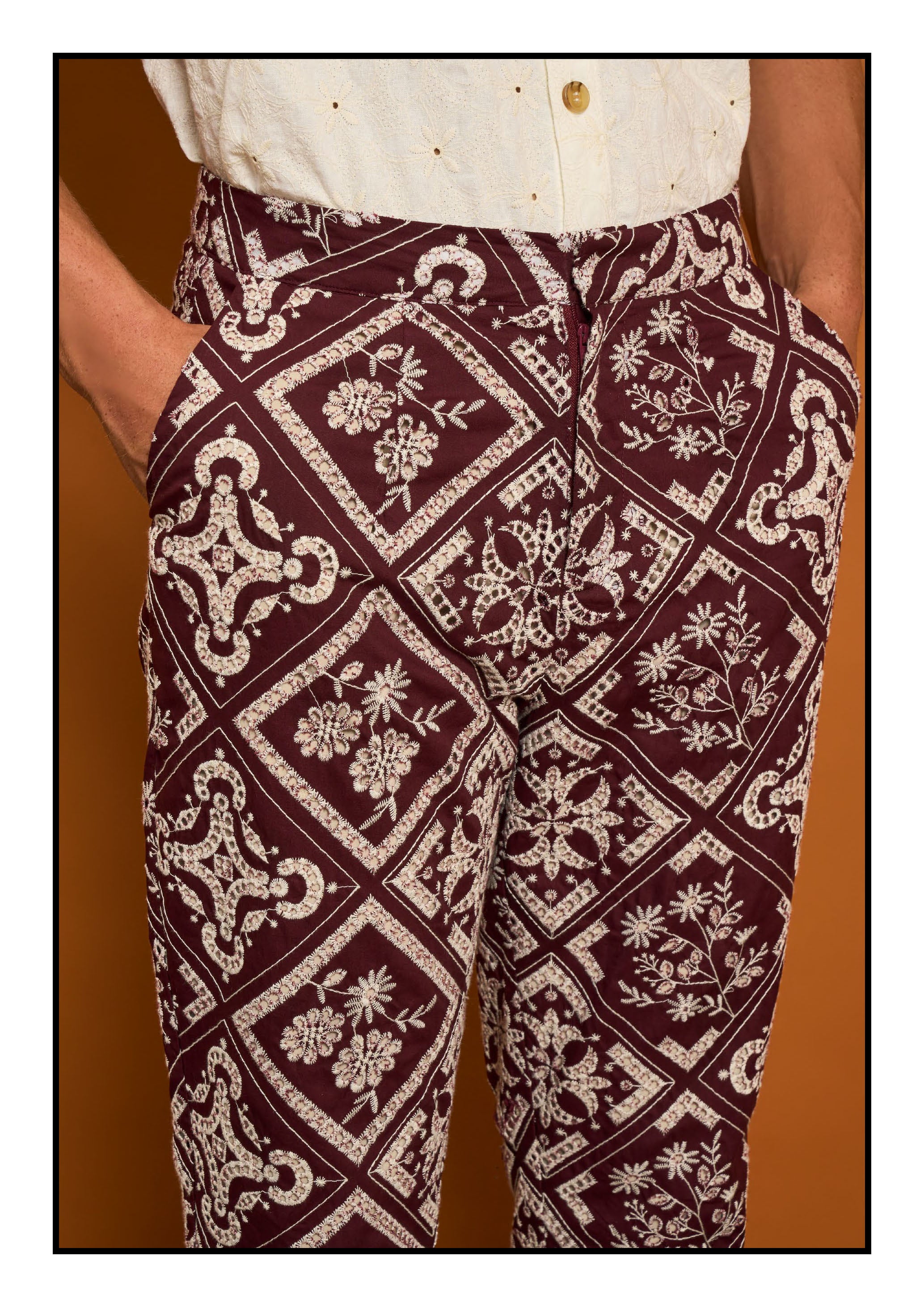 28SM02TRM028BRG | Garnet Embroidered Tailored Trousers | Color:Burgundy【SISTER JANE_シスタージェーン】