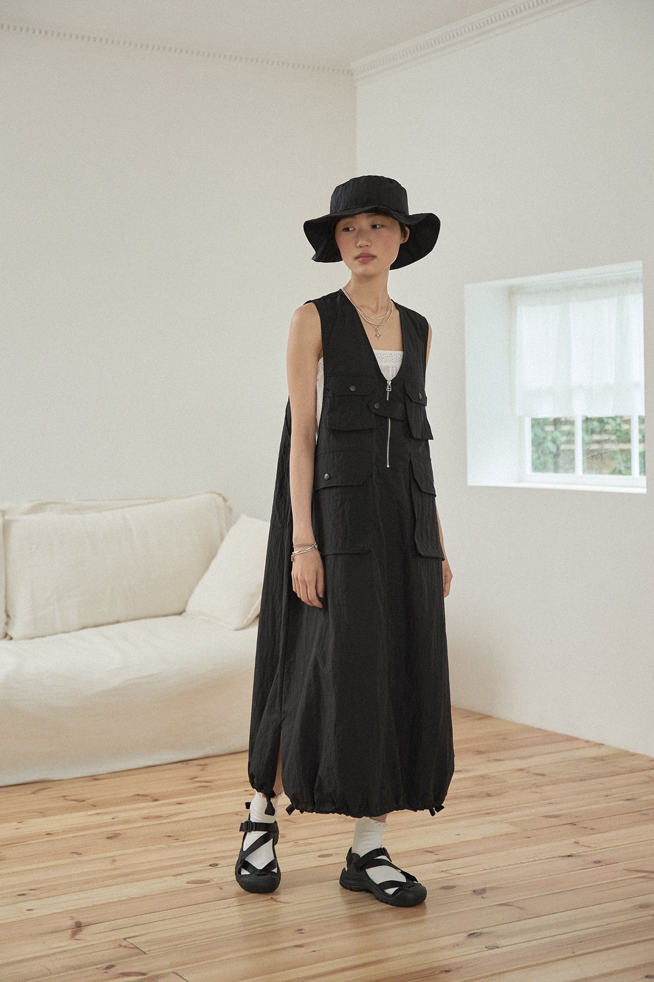 G72206_BK | NYLON C1 LONG VEST-BK | Color:Black【GORT_ゴート】