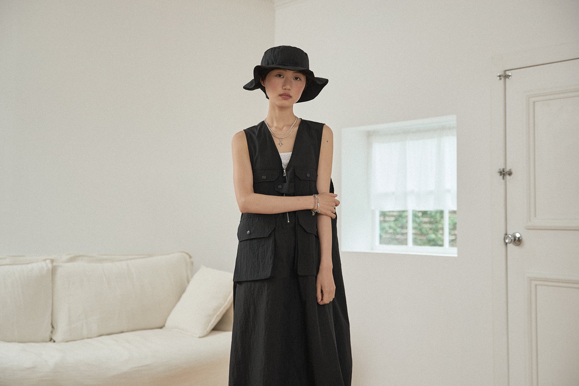 G72206_BK | NYLON C1 LONG VEST-BK | Color:Black【GORT_ゴート】