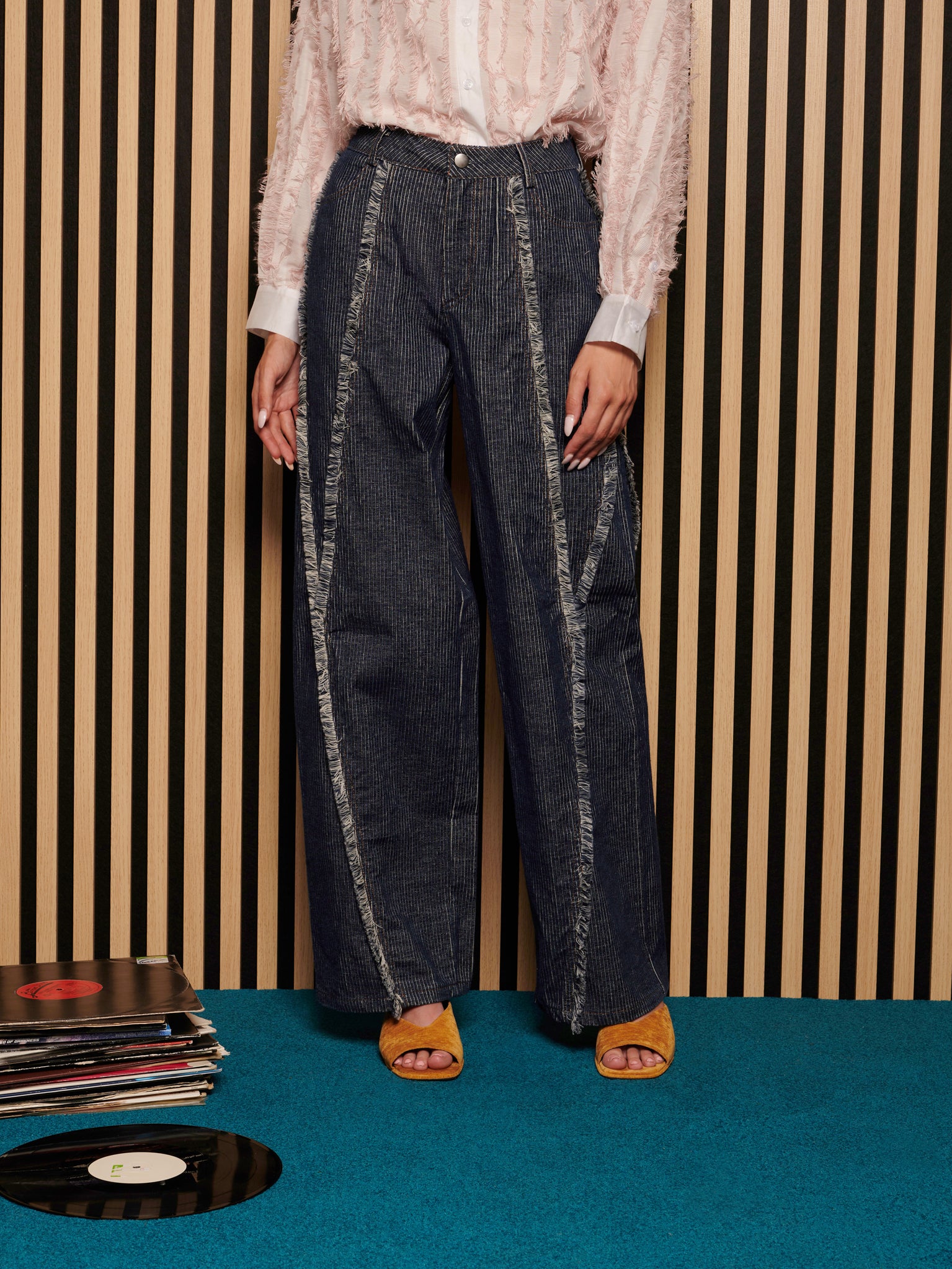 Roxanne Jeans | Color_Denim | No_32GH02TRG158DEN_DENIM【GHOSPELL_ゴスペル】