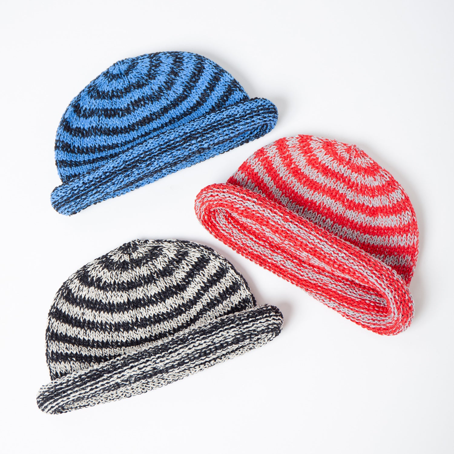 IA-25-113_Black×Blue | Border Roll Knit Cap | Color:Black×Blue【INDIETRO ASSOCIATION_インディエトロアソシエーション】【archive】