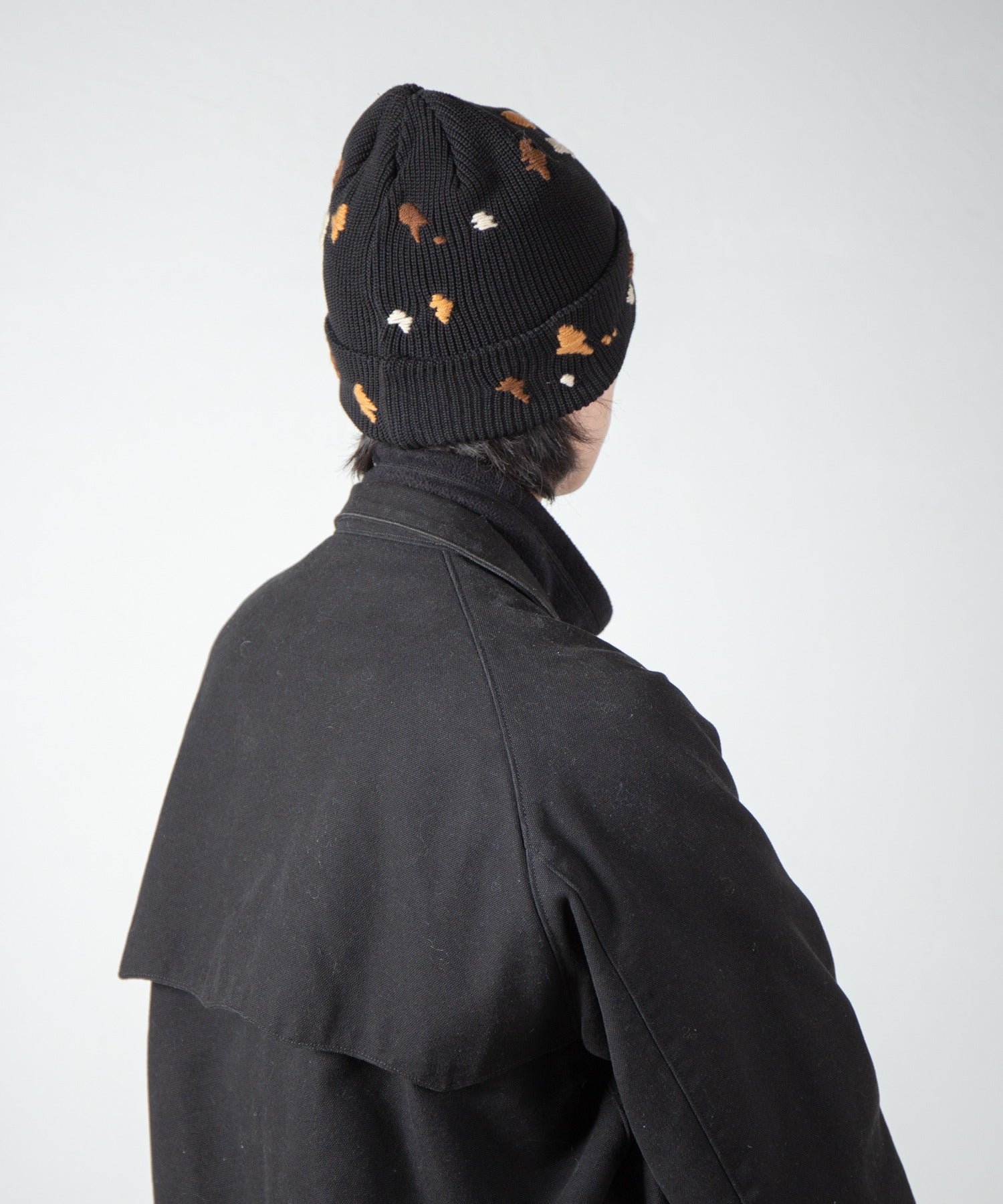 Dirt Embroidery Knit Cap – Black | INDIETRO ASSOCIATION | 入荷予定アイテム
