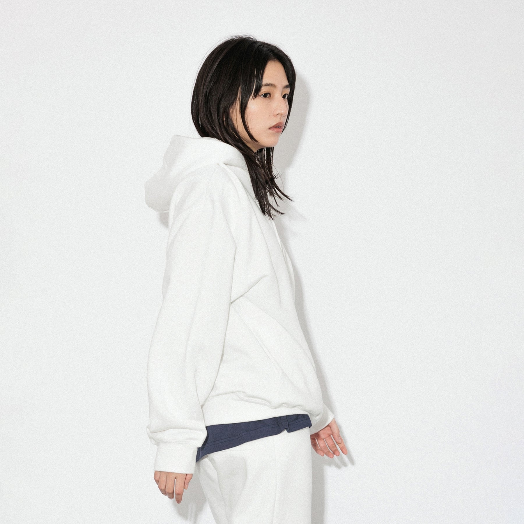 KN-HS-SP-01_WH | Heavy Hooded Sweatshirt - Seam Pocket | Color:WHITE【Knuu(縫う)_ヌウ】