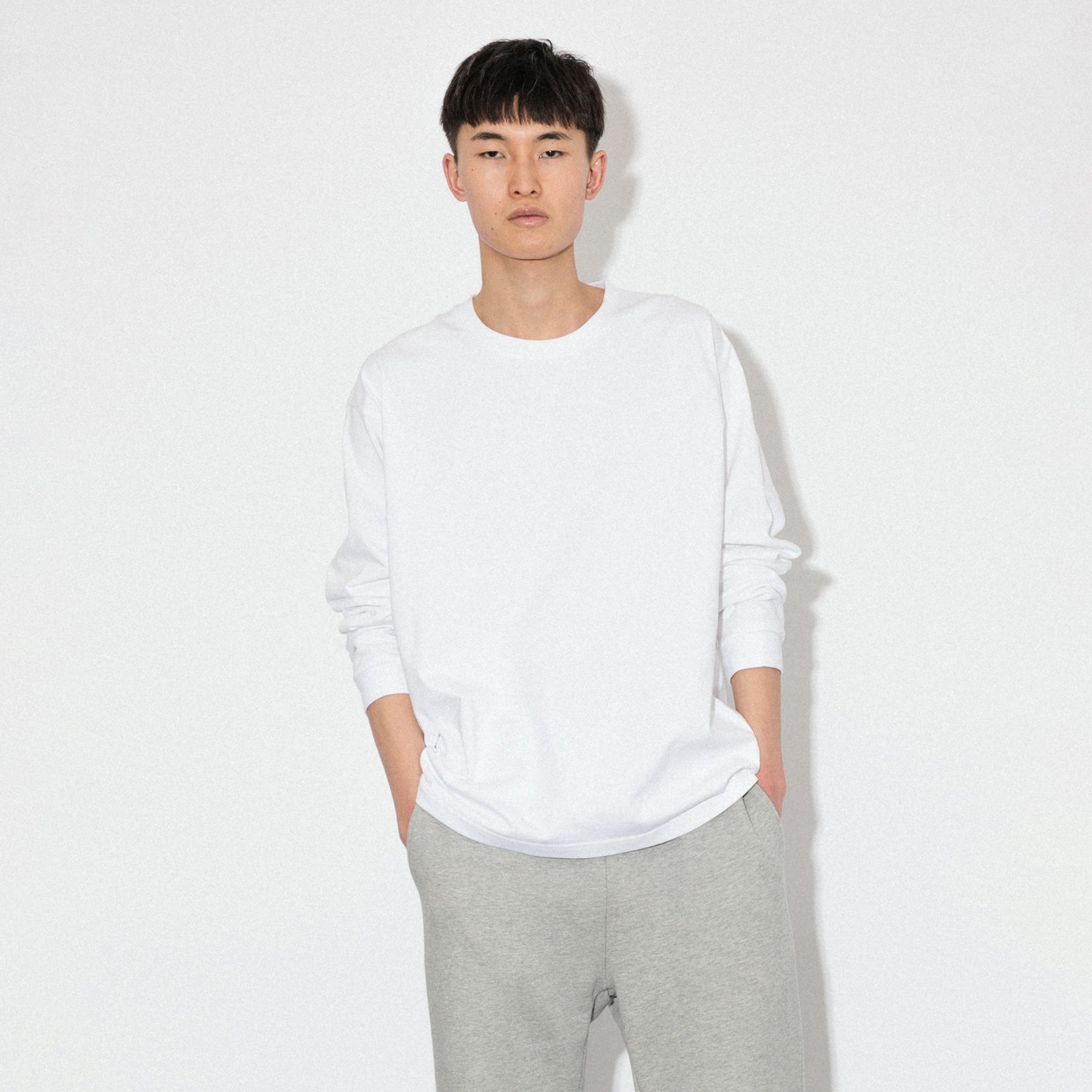 KN-LT-01_WH | Heavy Crewneck Long Sleeve T-Shirt | Color:WHITE【Knuu(縫う)_ヌウ】